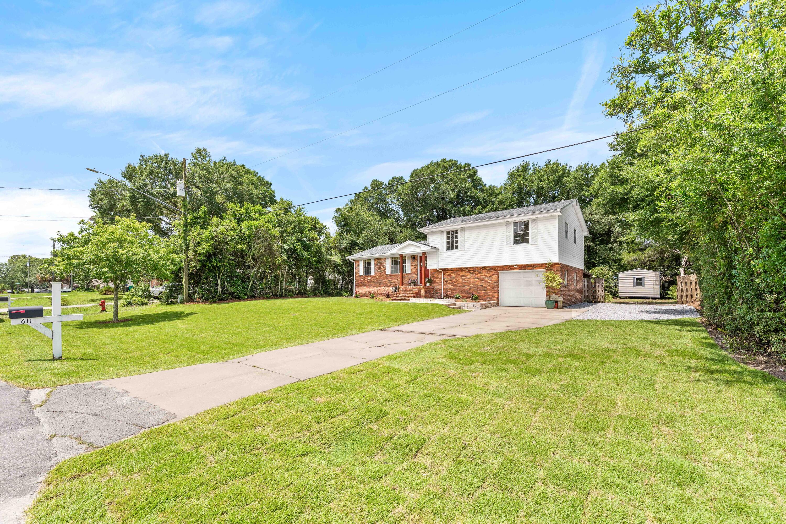 EASTWOOD 1ST ADDN - Residential