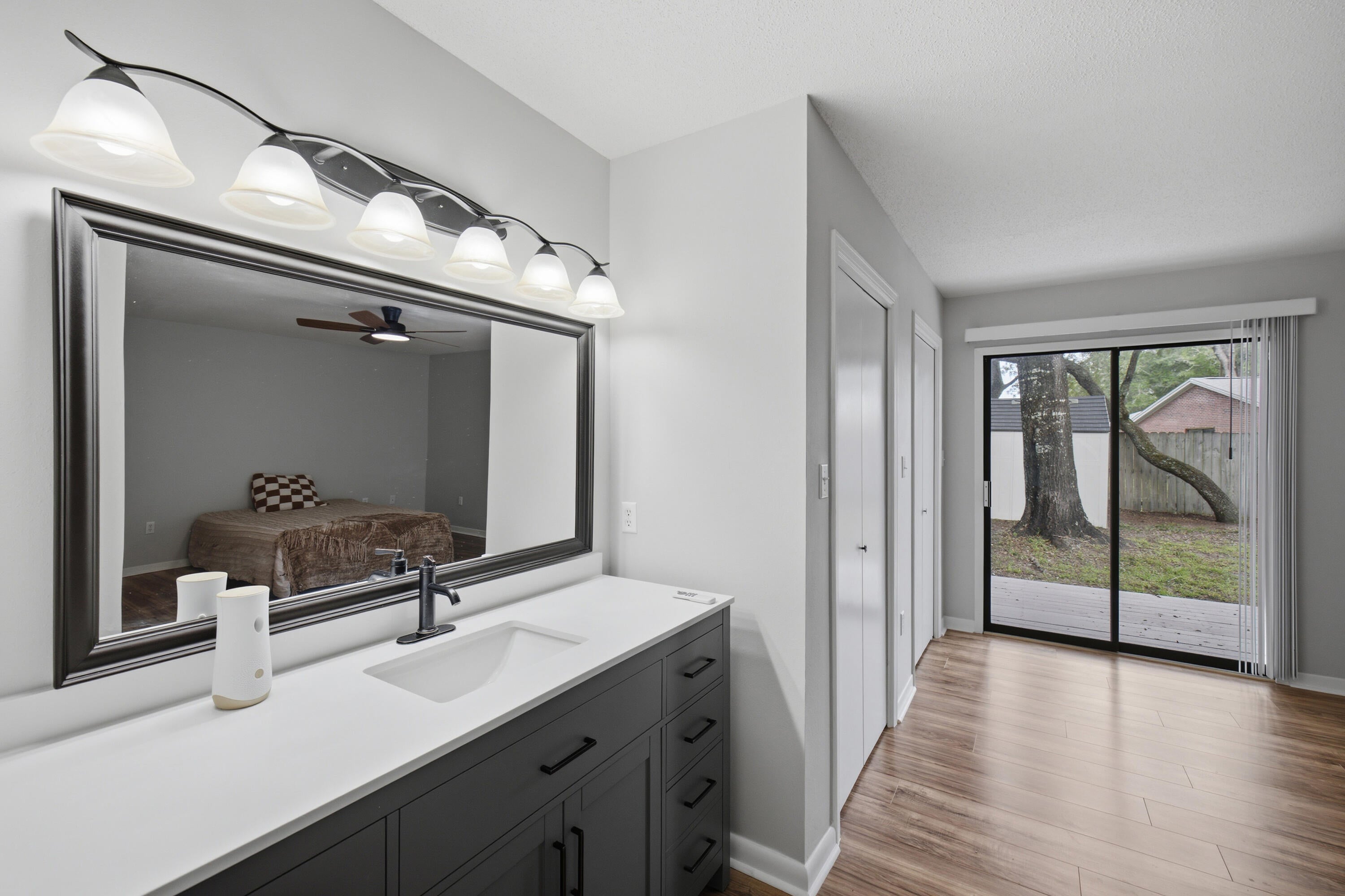 CREEKSIDE 4 - Residential