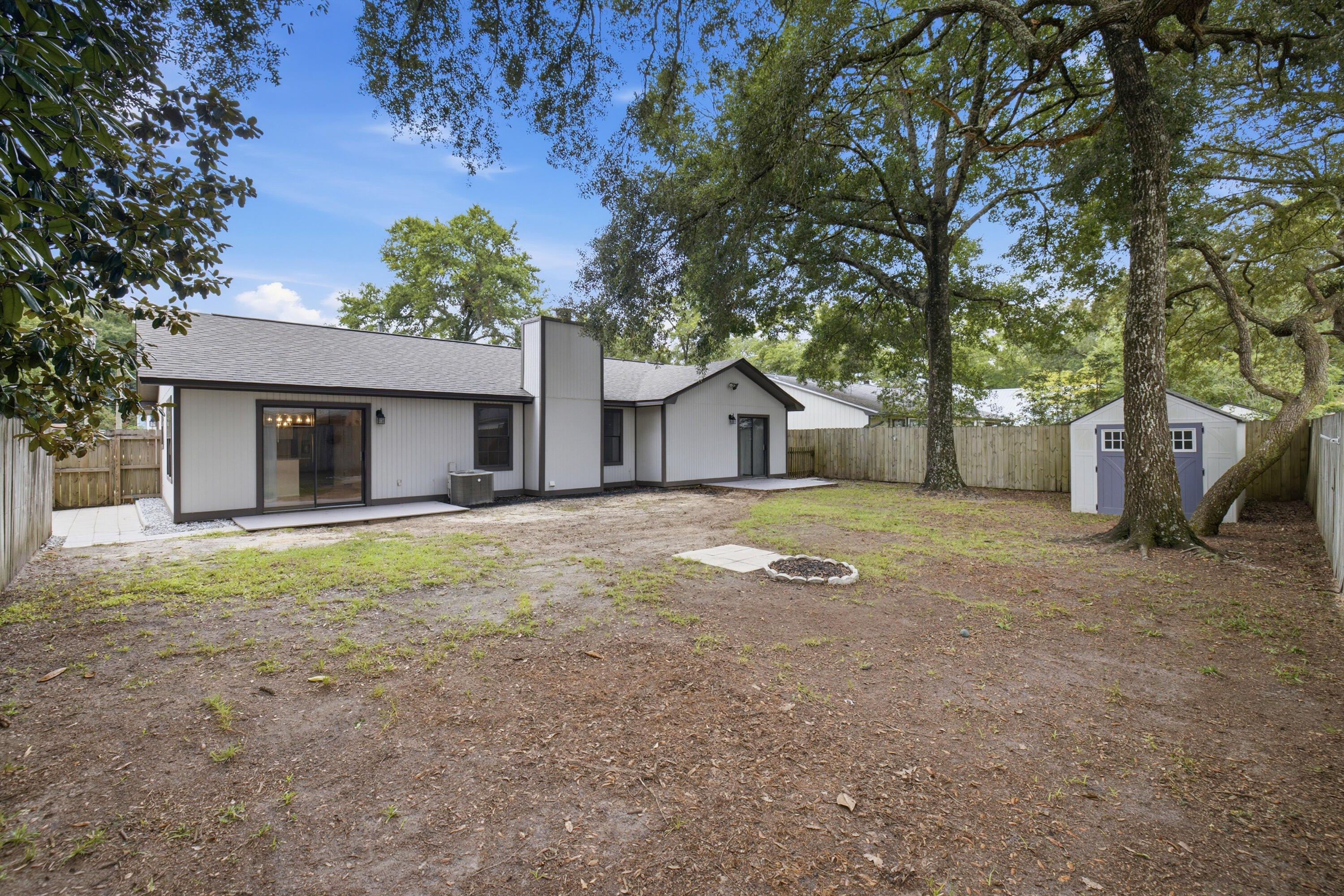 CREEKSIDE 4 - Residential