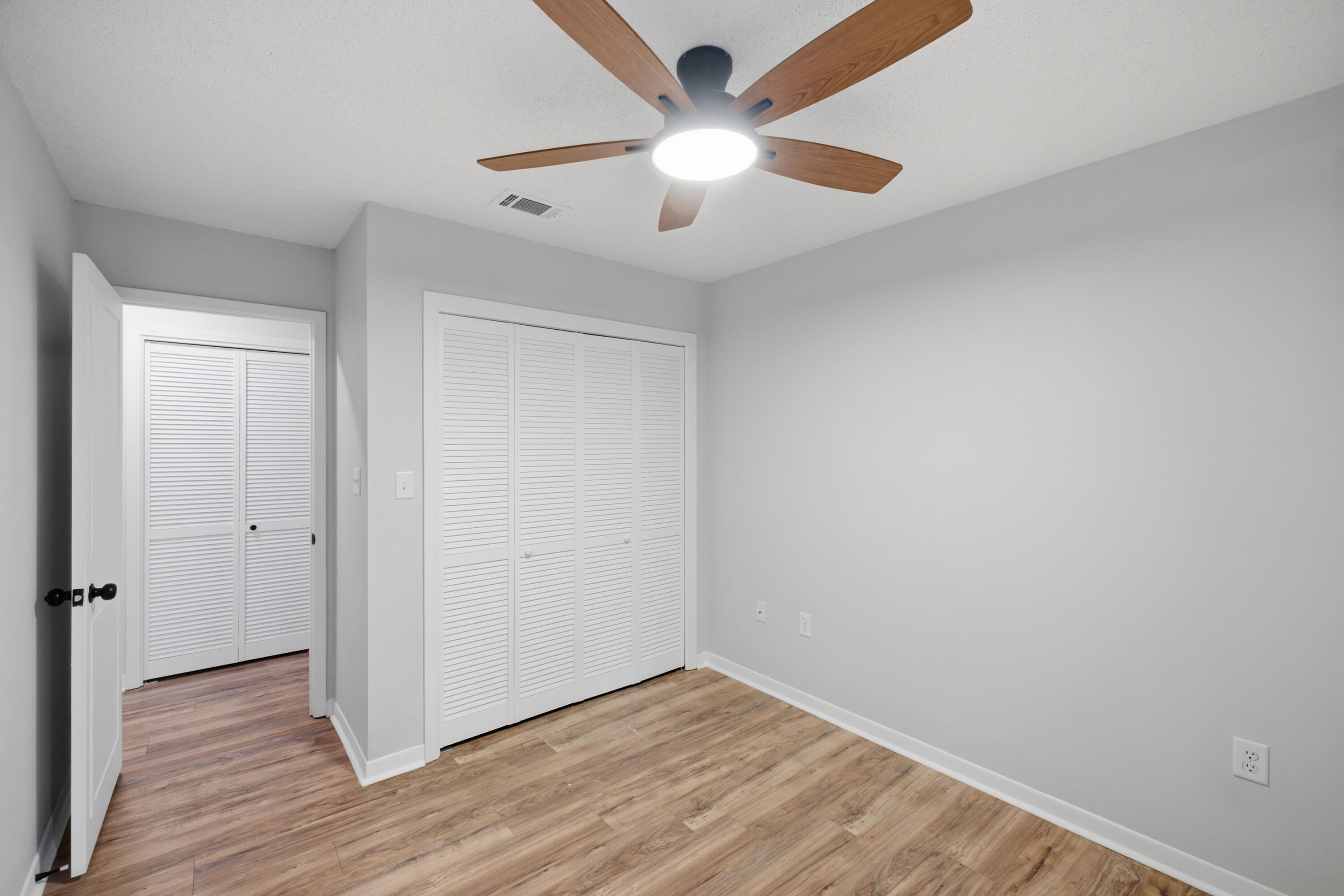 CREEKSIDE 4 - Residential
