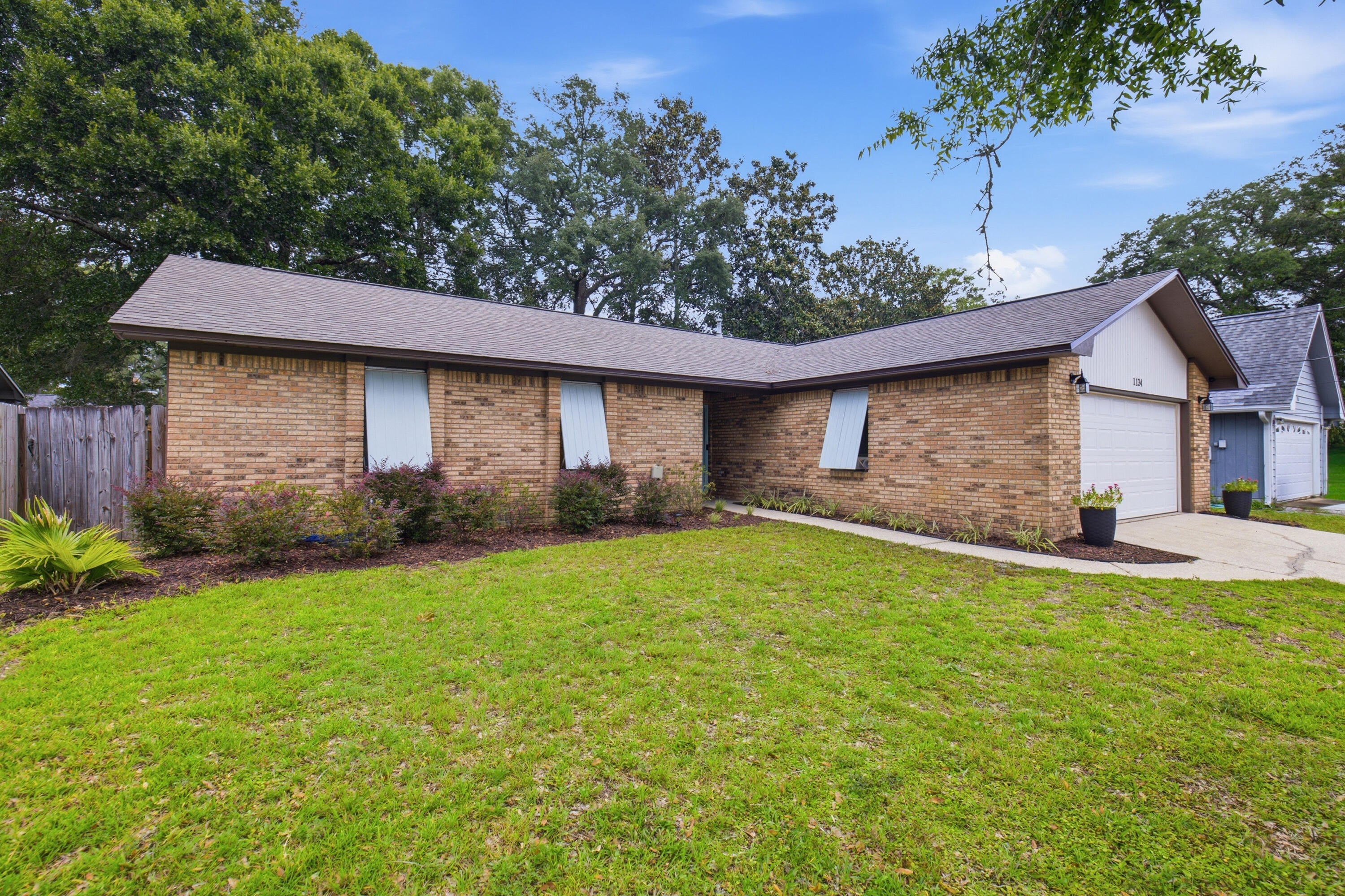 CREEKSIDE 4 - Residential