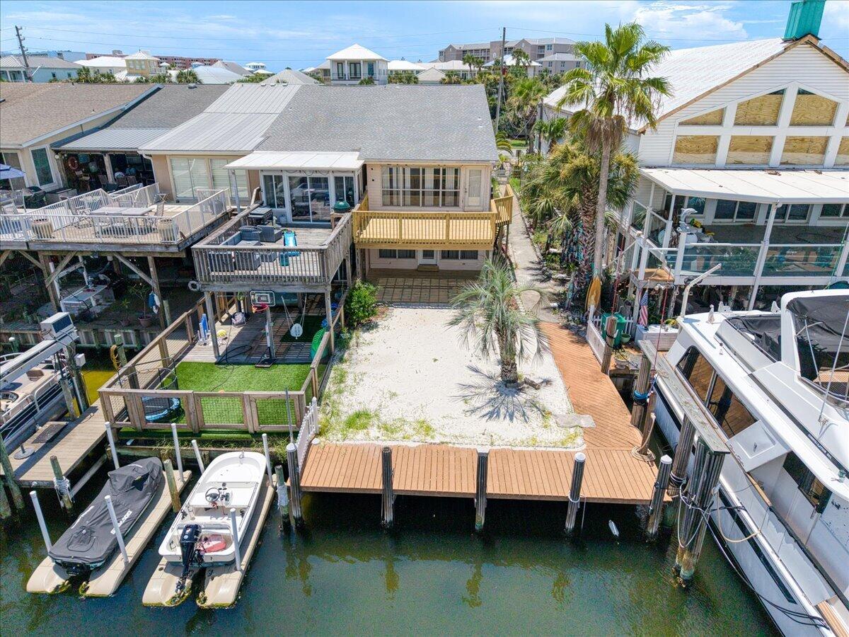 HOLIDAY ISLE - Residential