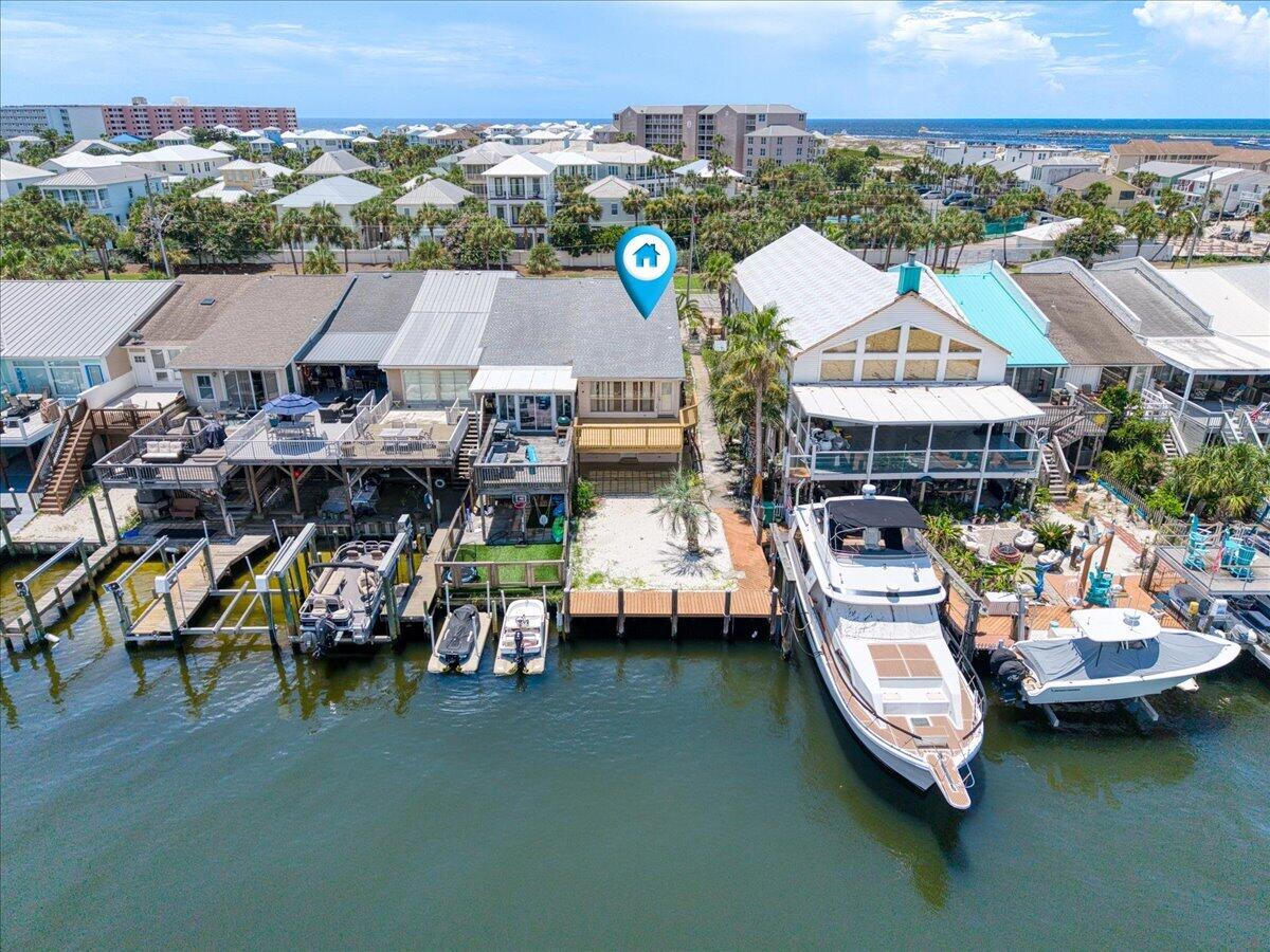 HOLIDAY ISLE - Residential