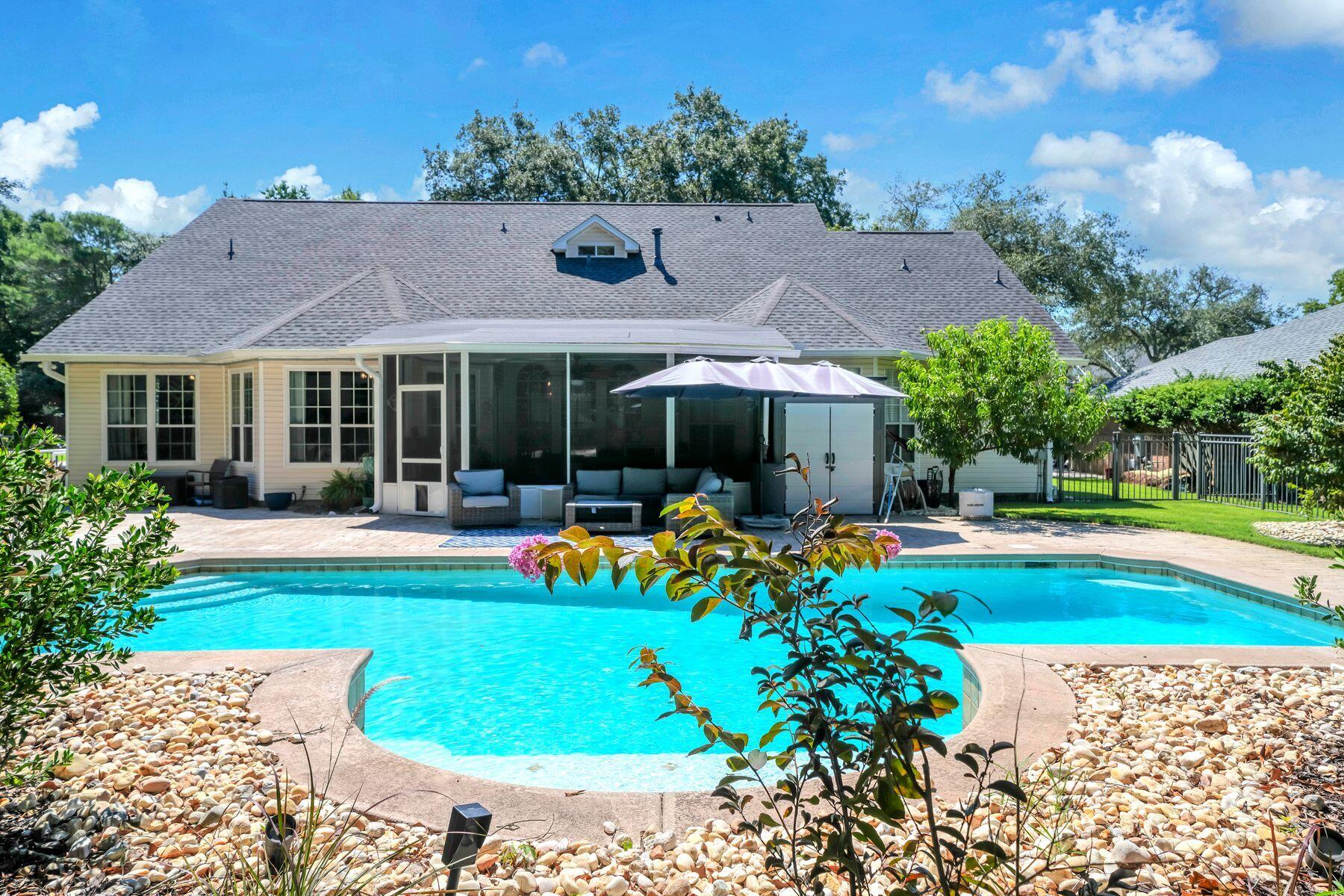 SOUTHWIND PH 6 - Residential