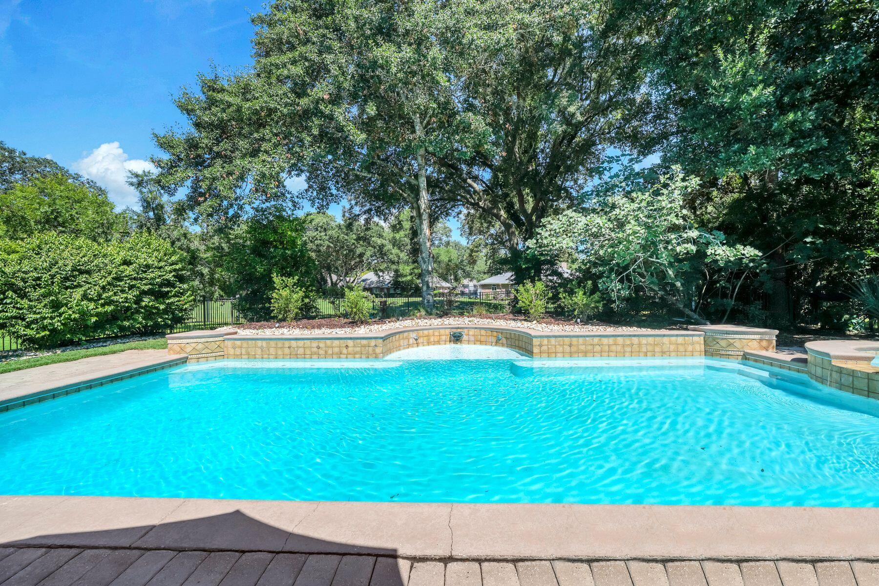 SOUTHWIND PH 6 - Residential