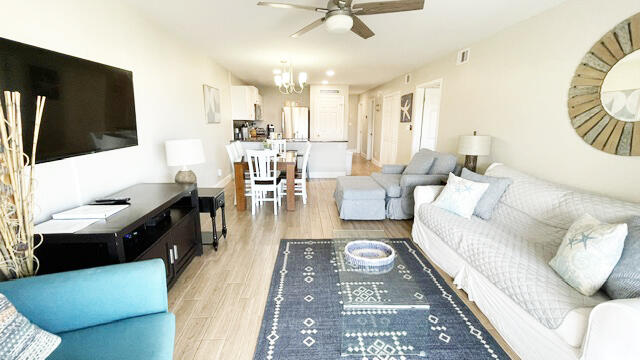 MARAVILLA CONDO 1 - Residential