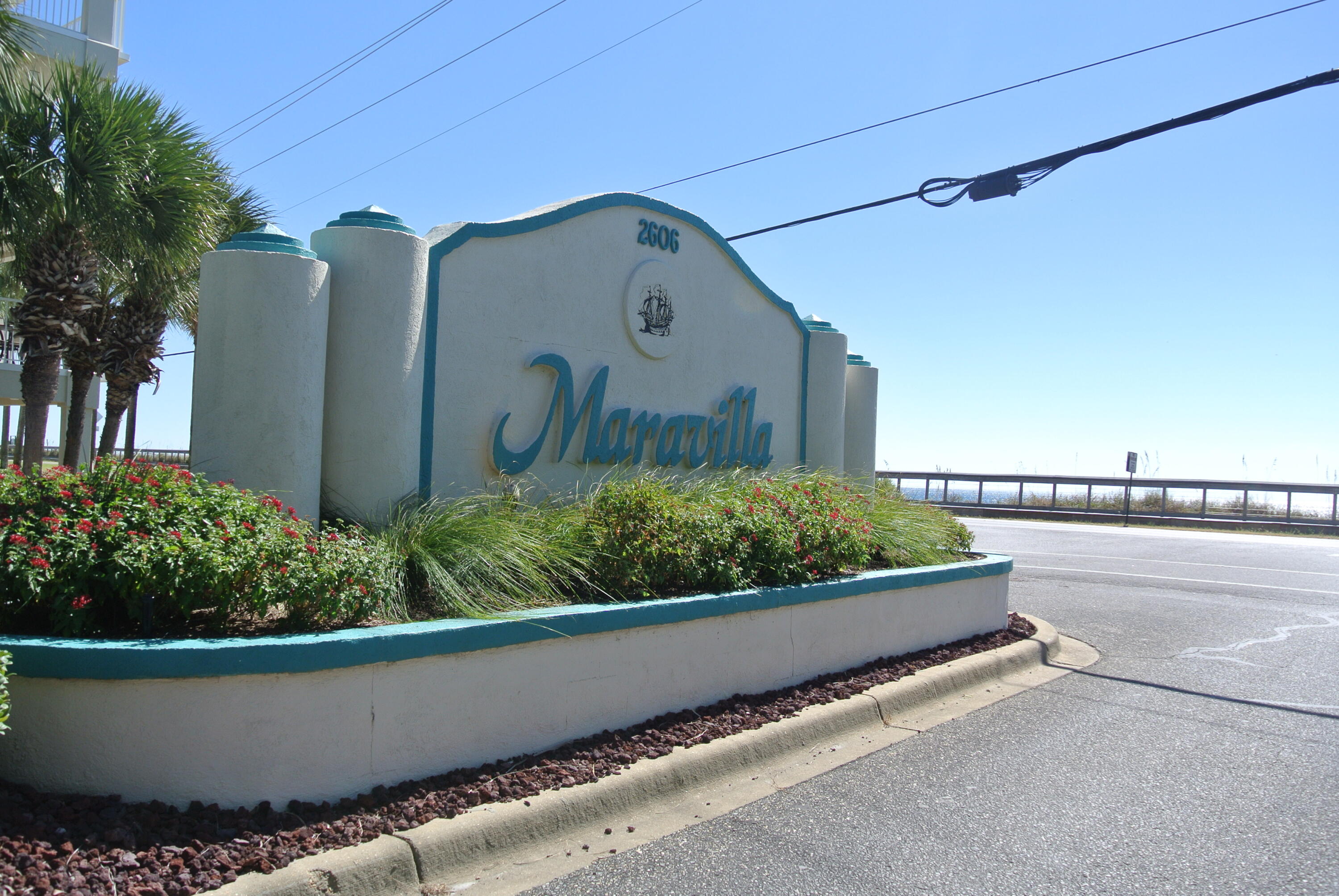 MARAVILLA CONDO 1 - Residential