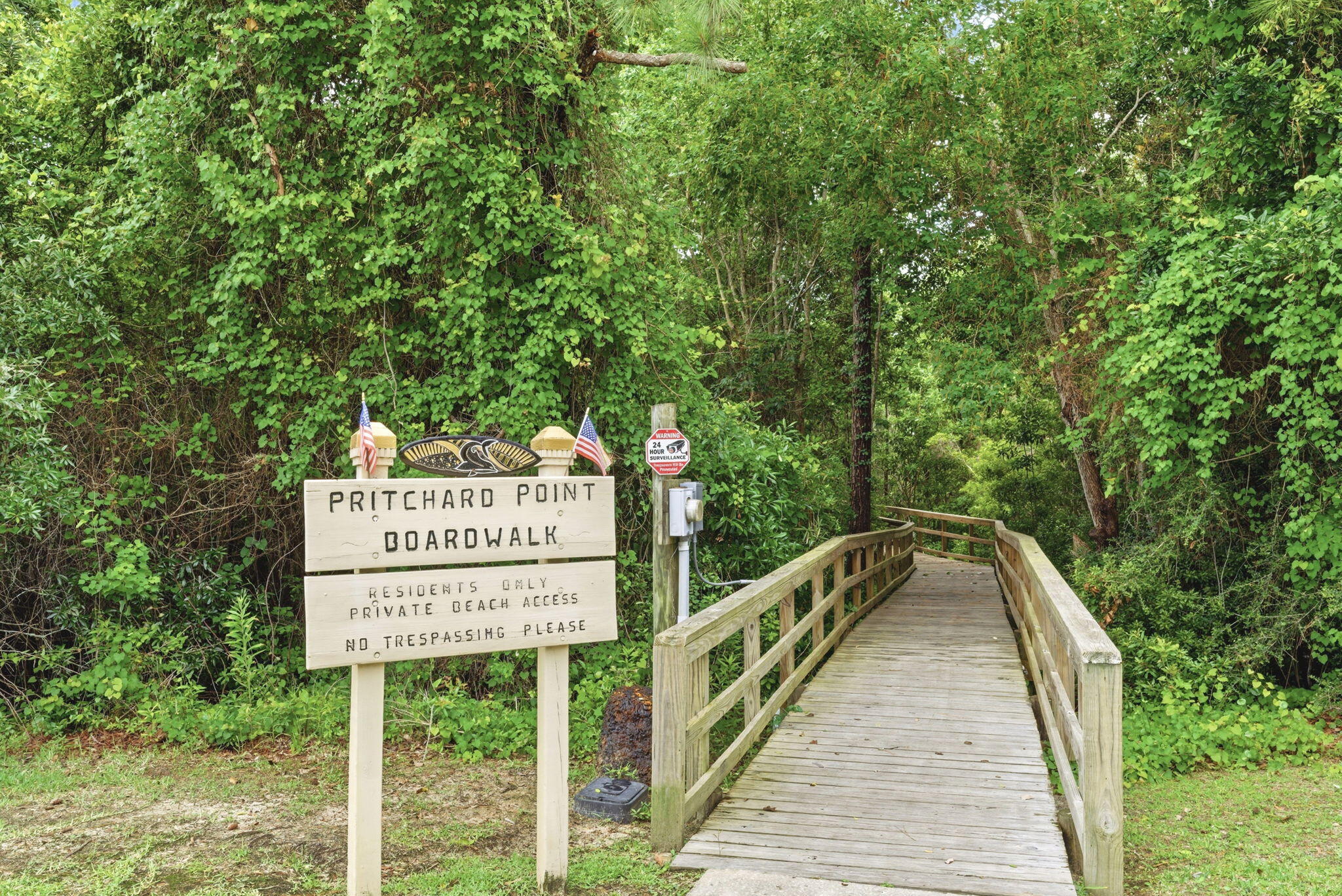 PRITCHARD POINT - Residential