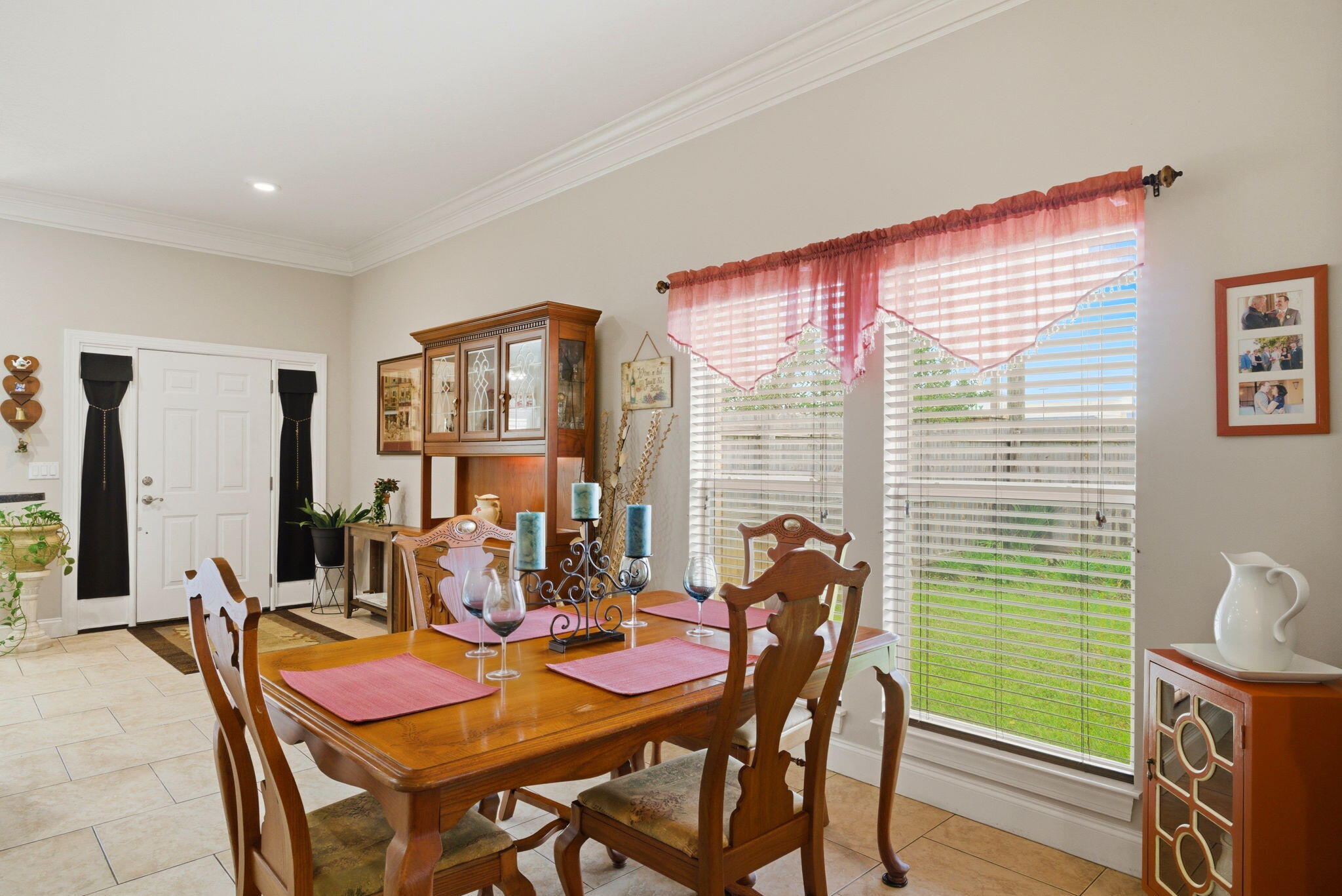 PRITCHARD POINT - Residential