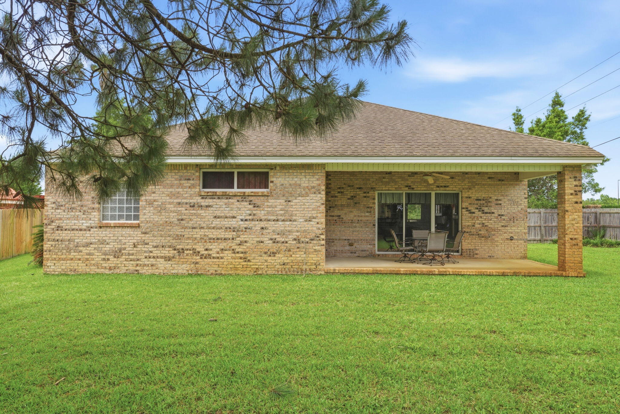 PRITCHARD POINT - Residential