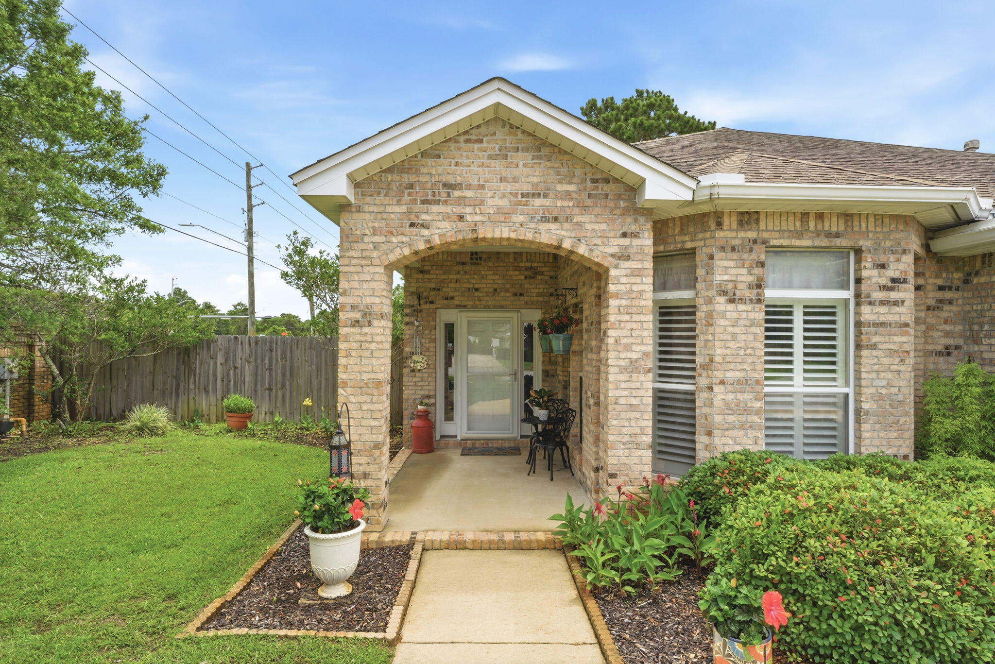 PRITCHARD POINT - Residential