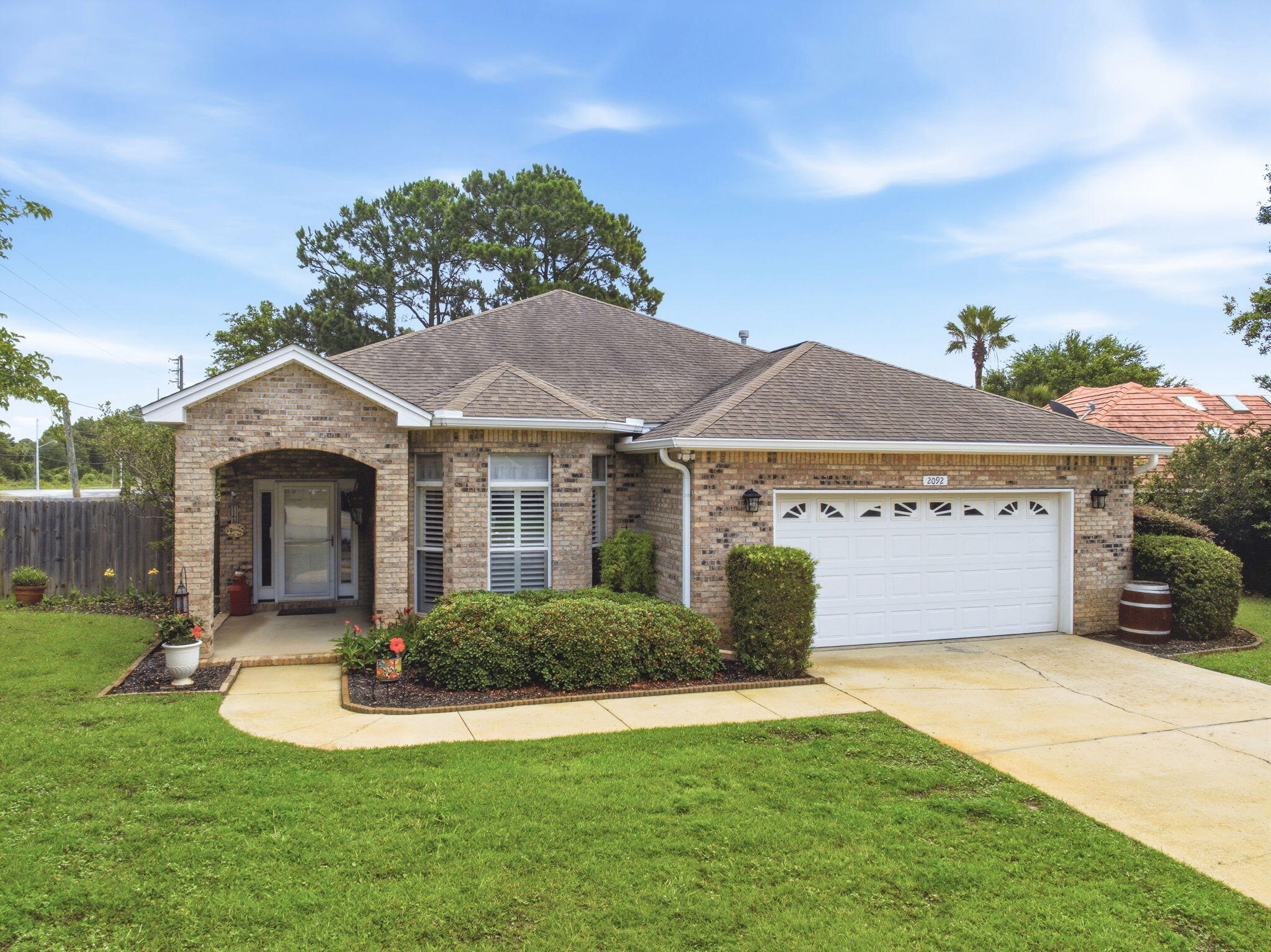 PRITCHARD POINT - Residential