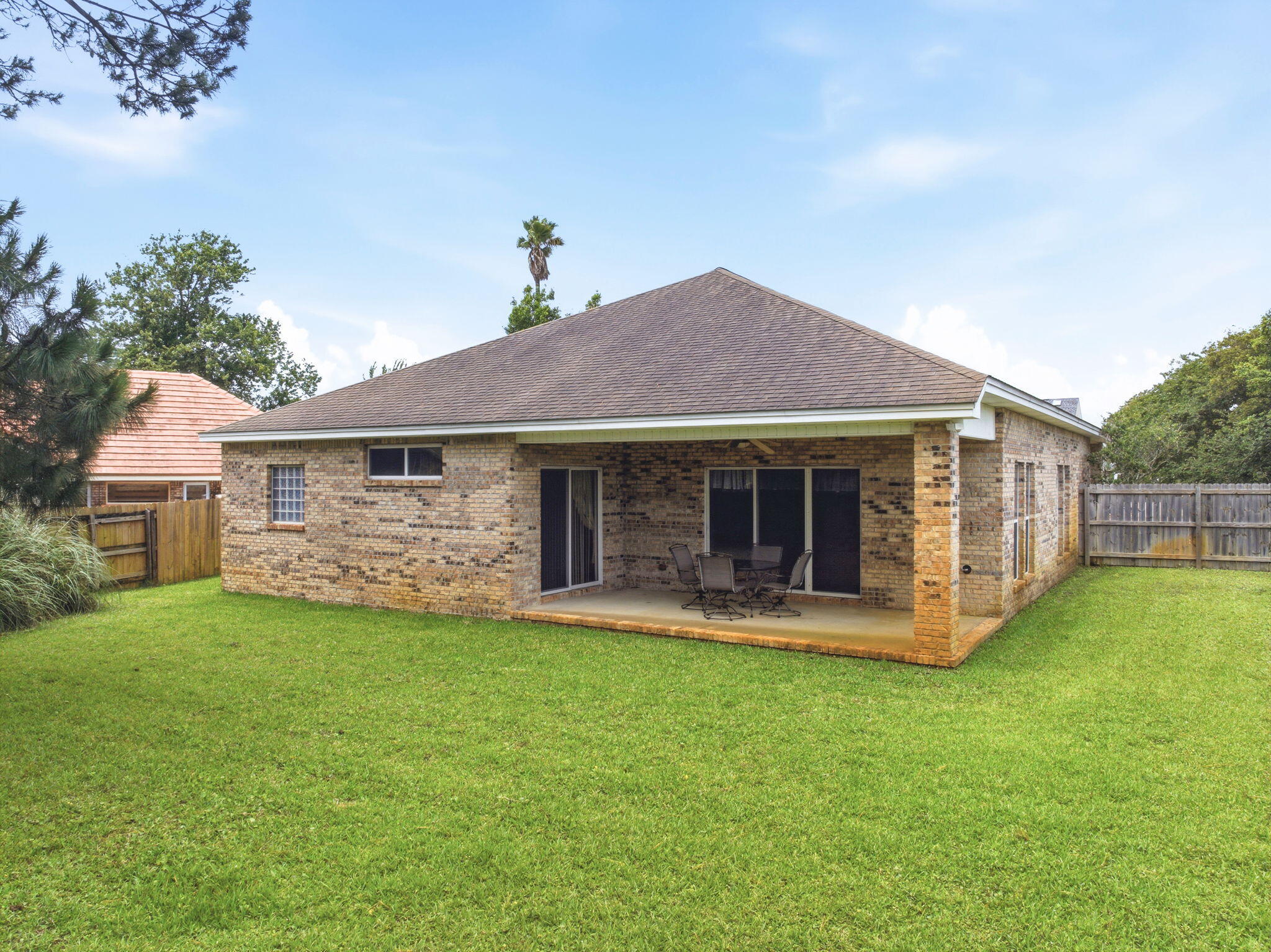 PRITCHARD POINT - Residential