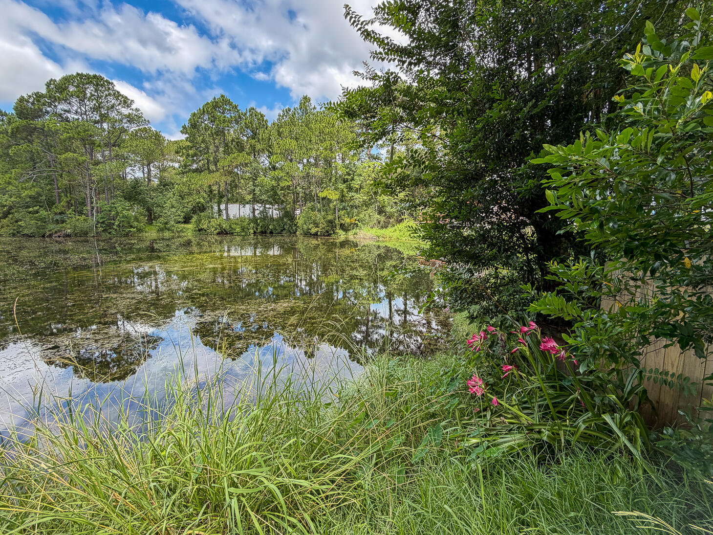 LAKEVIEW ESTATES - Residential