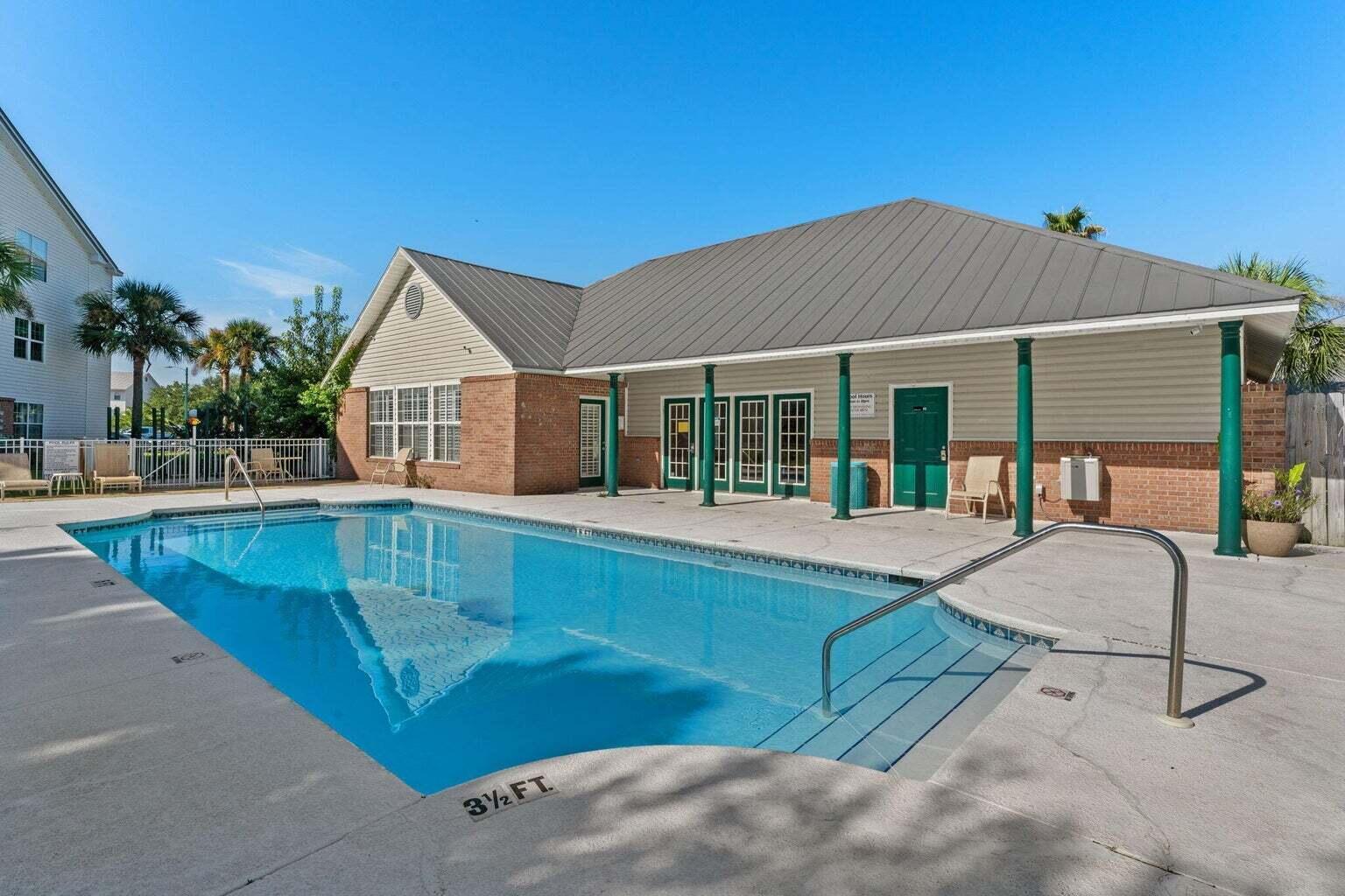 INDIAN LAKE - Residential