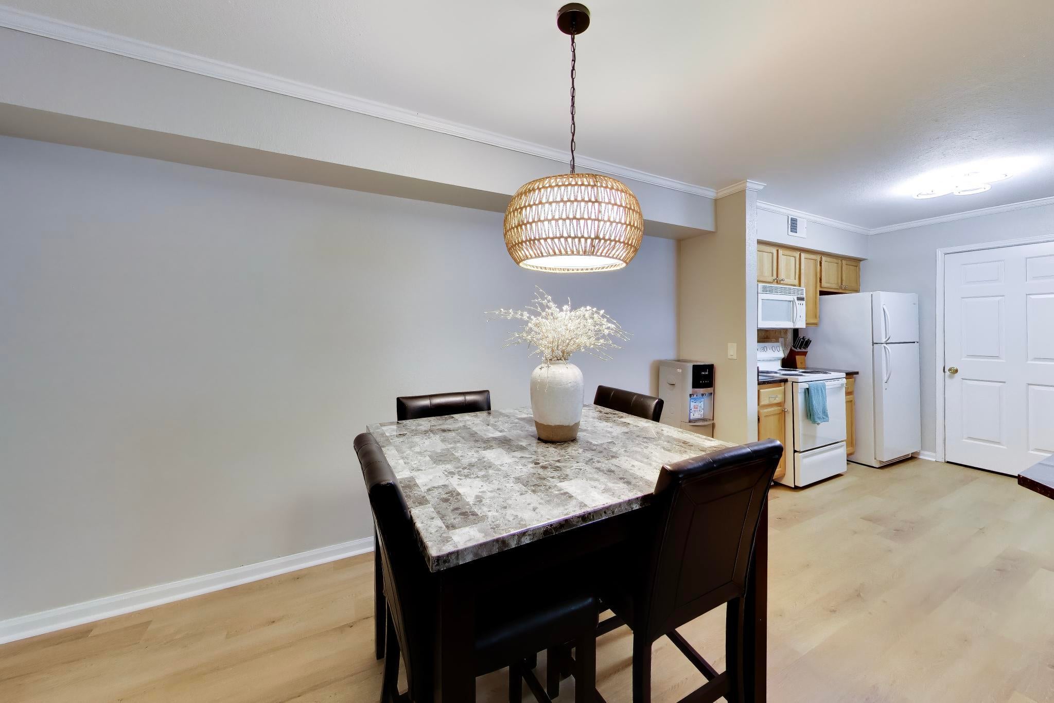 INDIAN LAKE - Residential