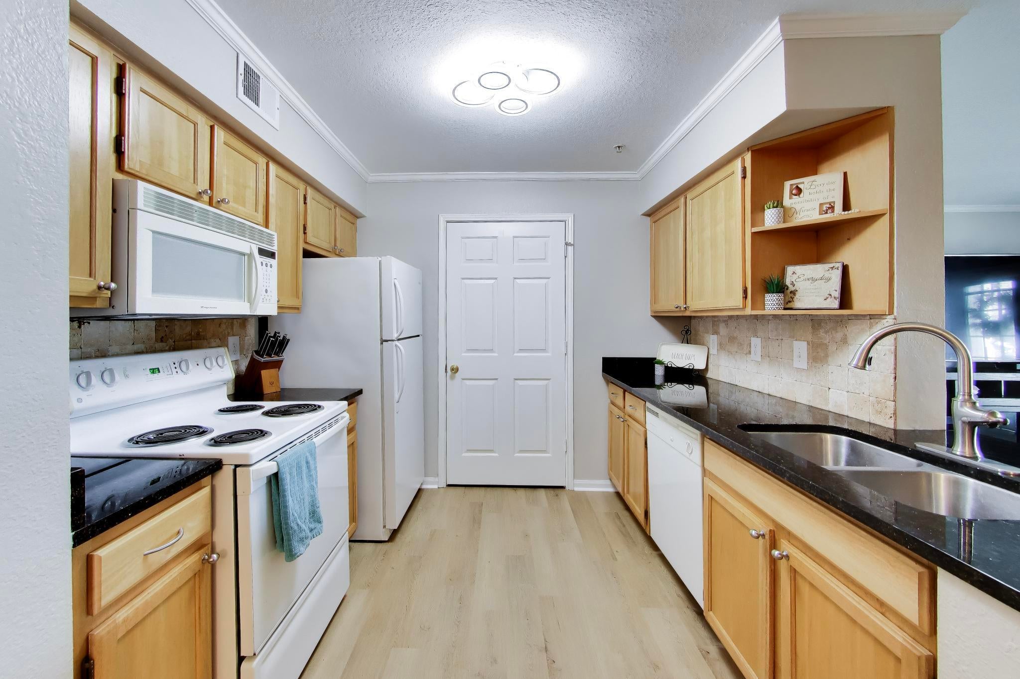 INDIAN LAKE - Residential