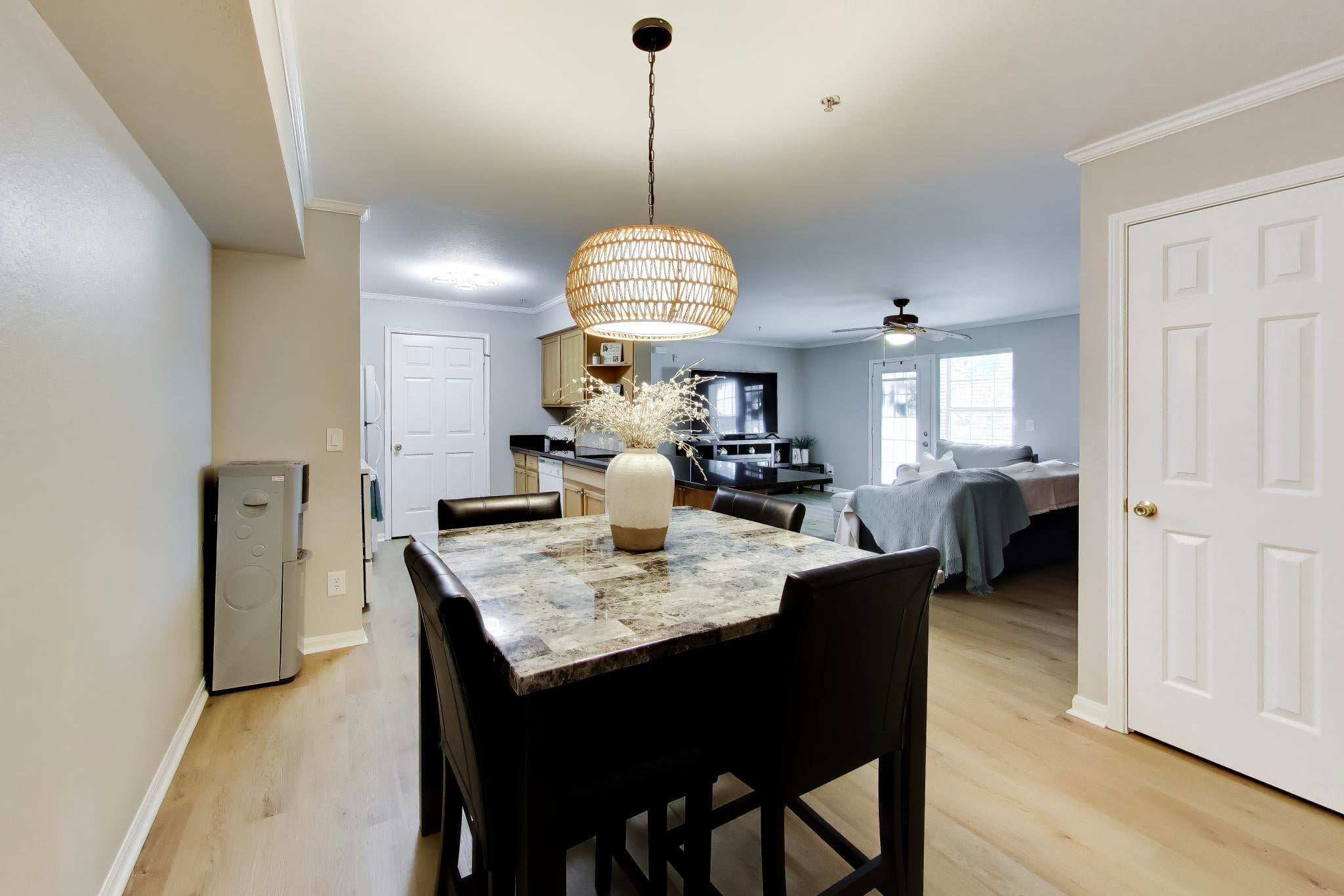 INDIAN LAKE - Residential