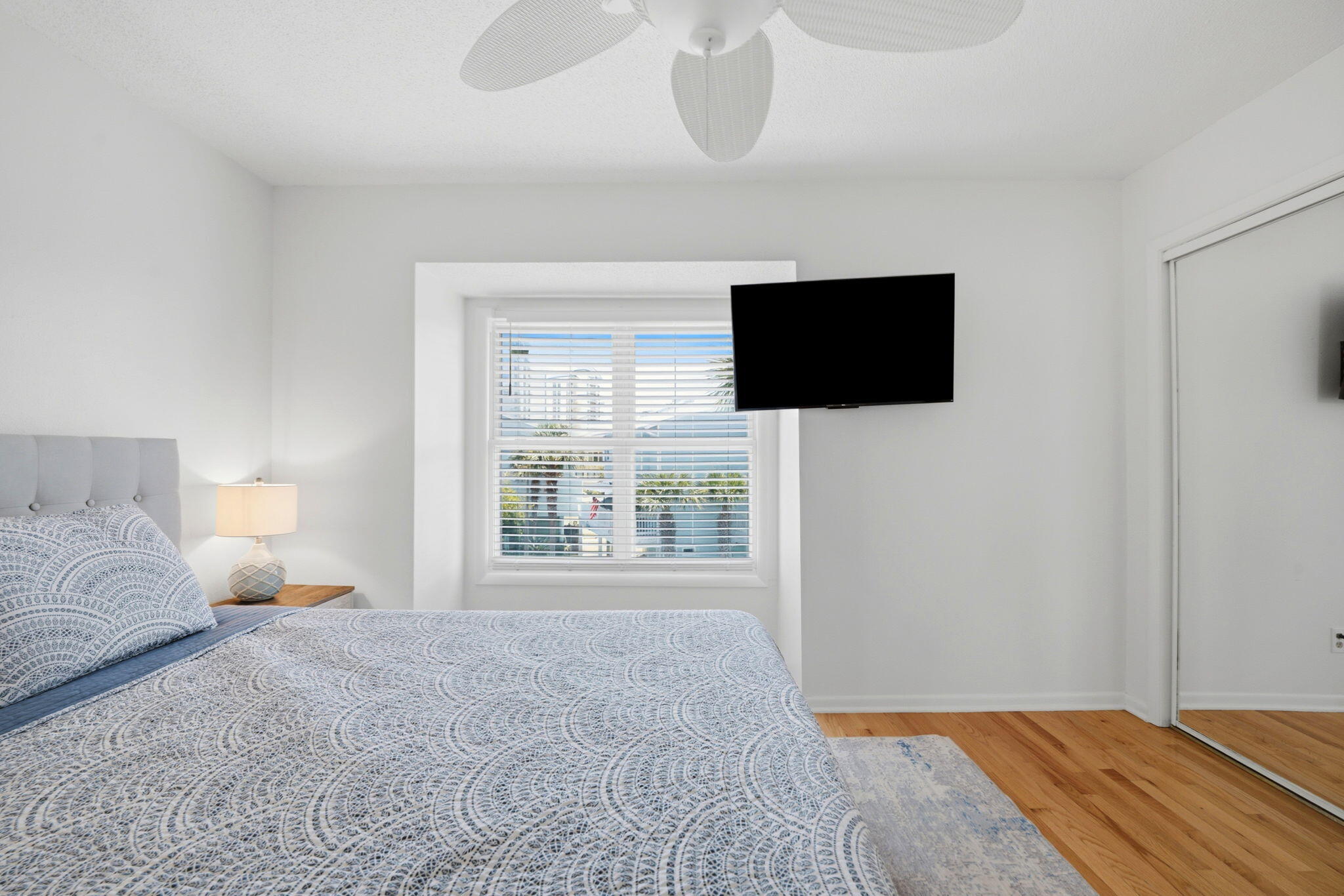 SANDCASTLE BEACH HOMES - Residential