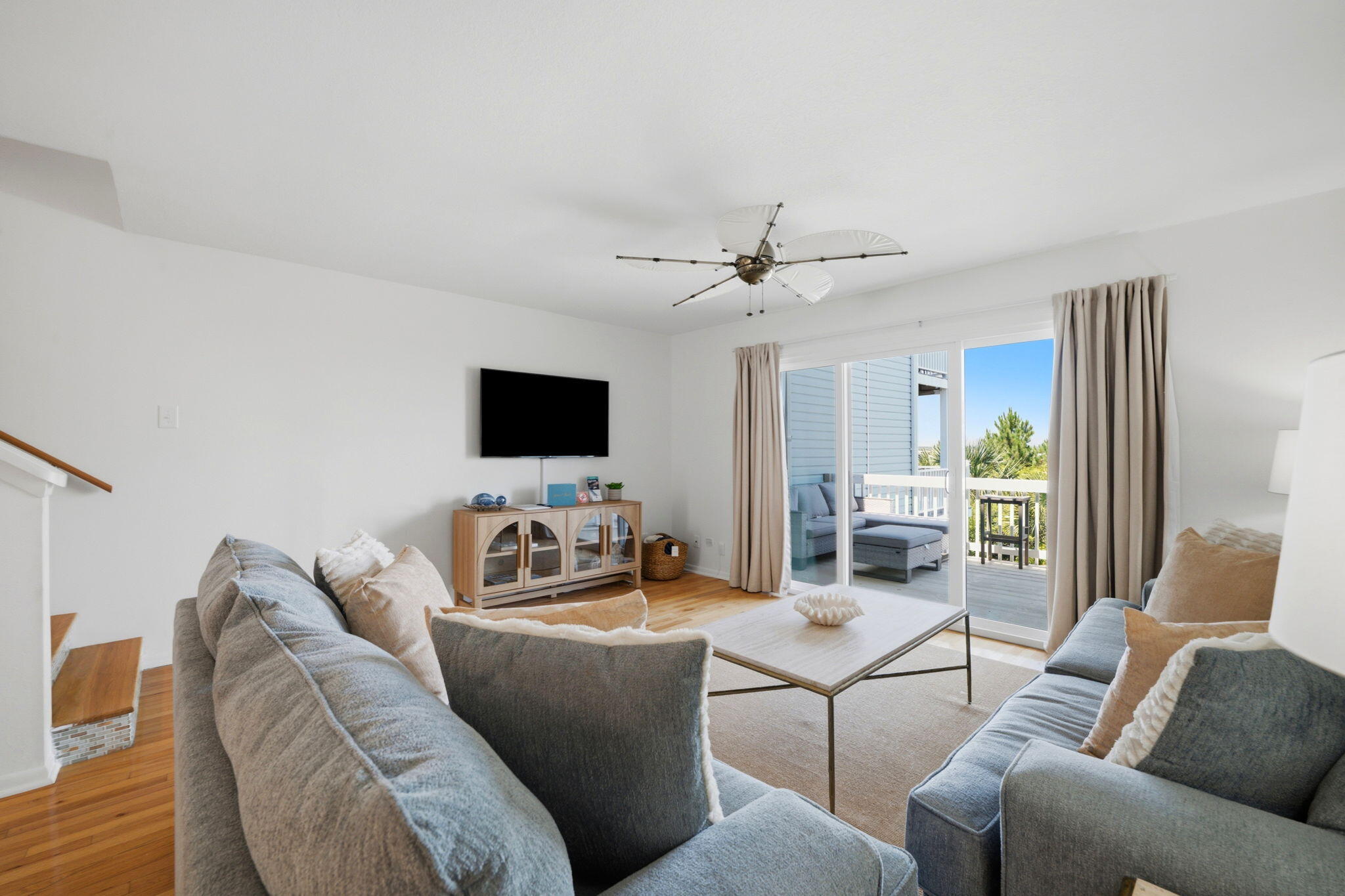 SANDCASTLE BEACH HOMES - Residential