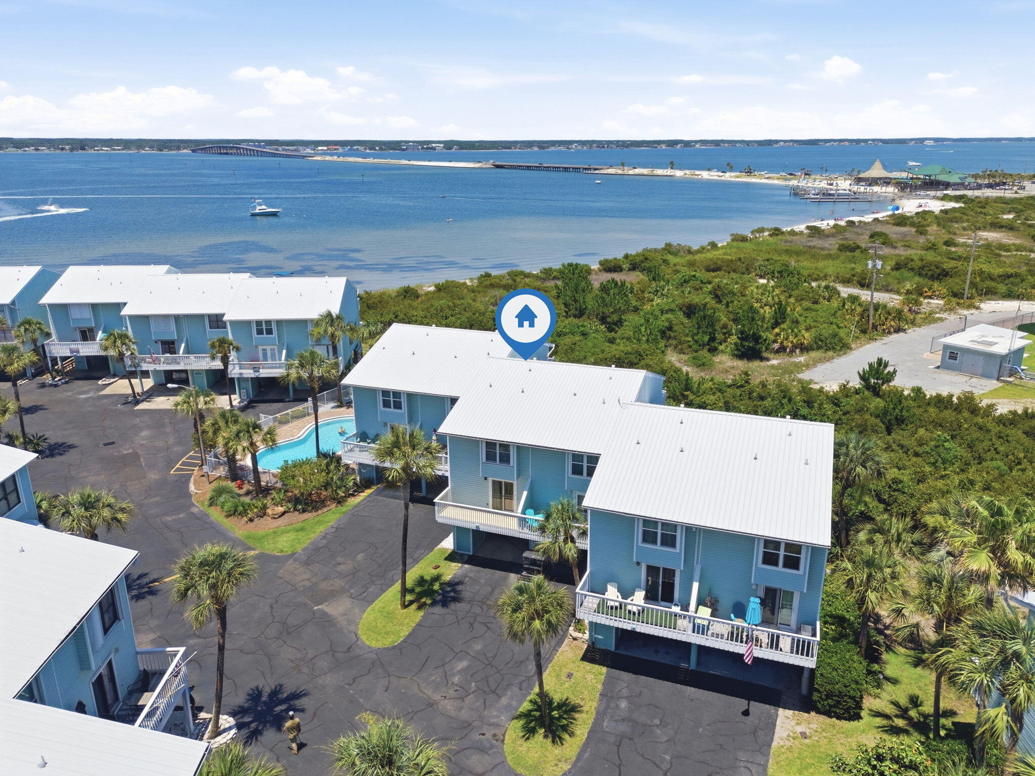 SANDCASTLE BEACH HOMES - Residential