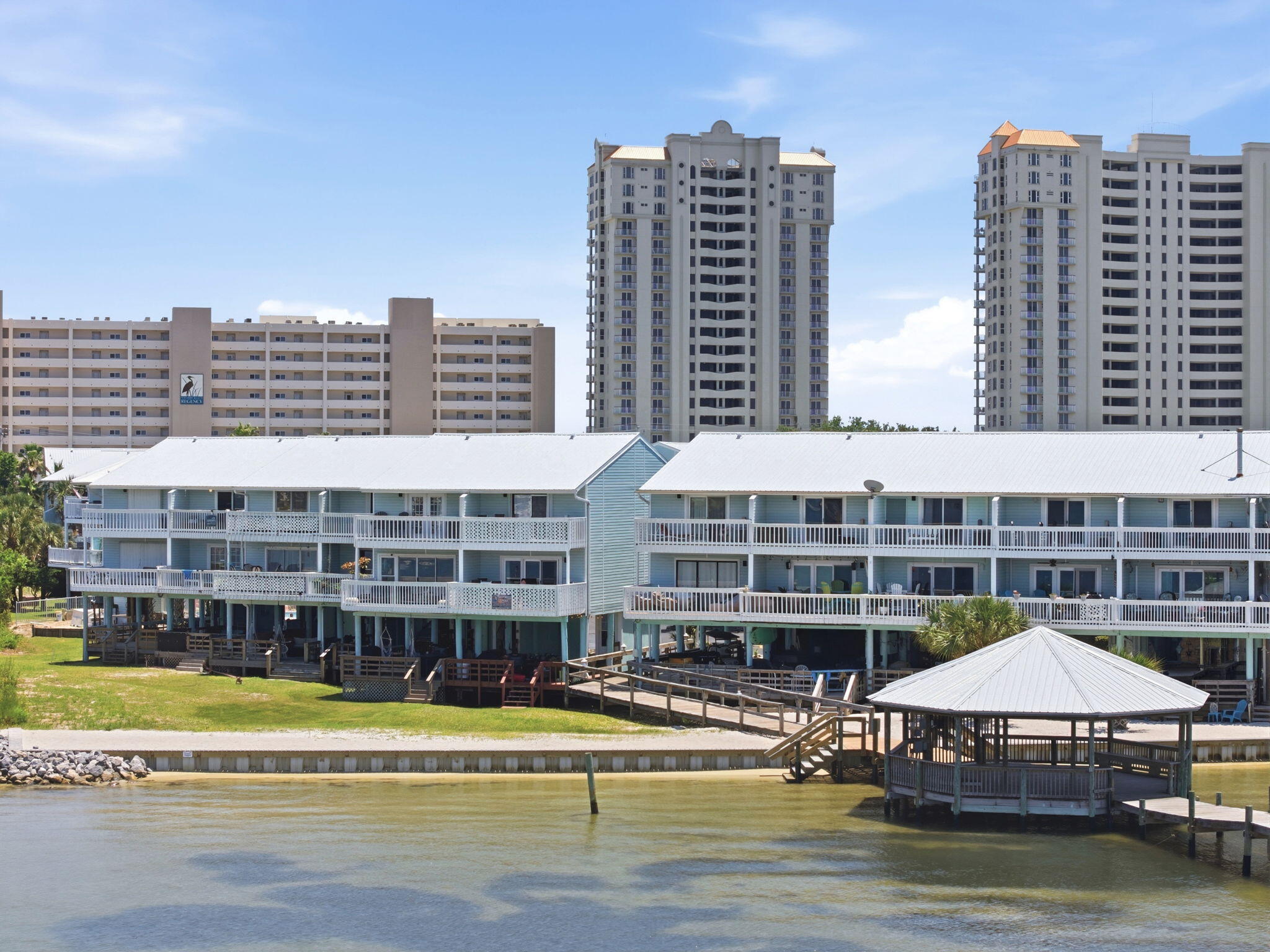 SANDCASTLE BEACH HOMES - Residential