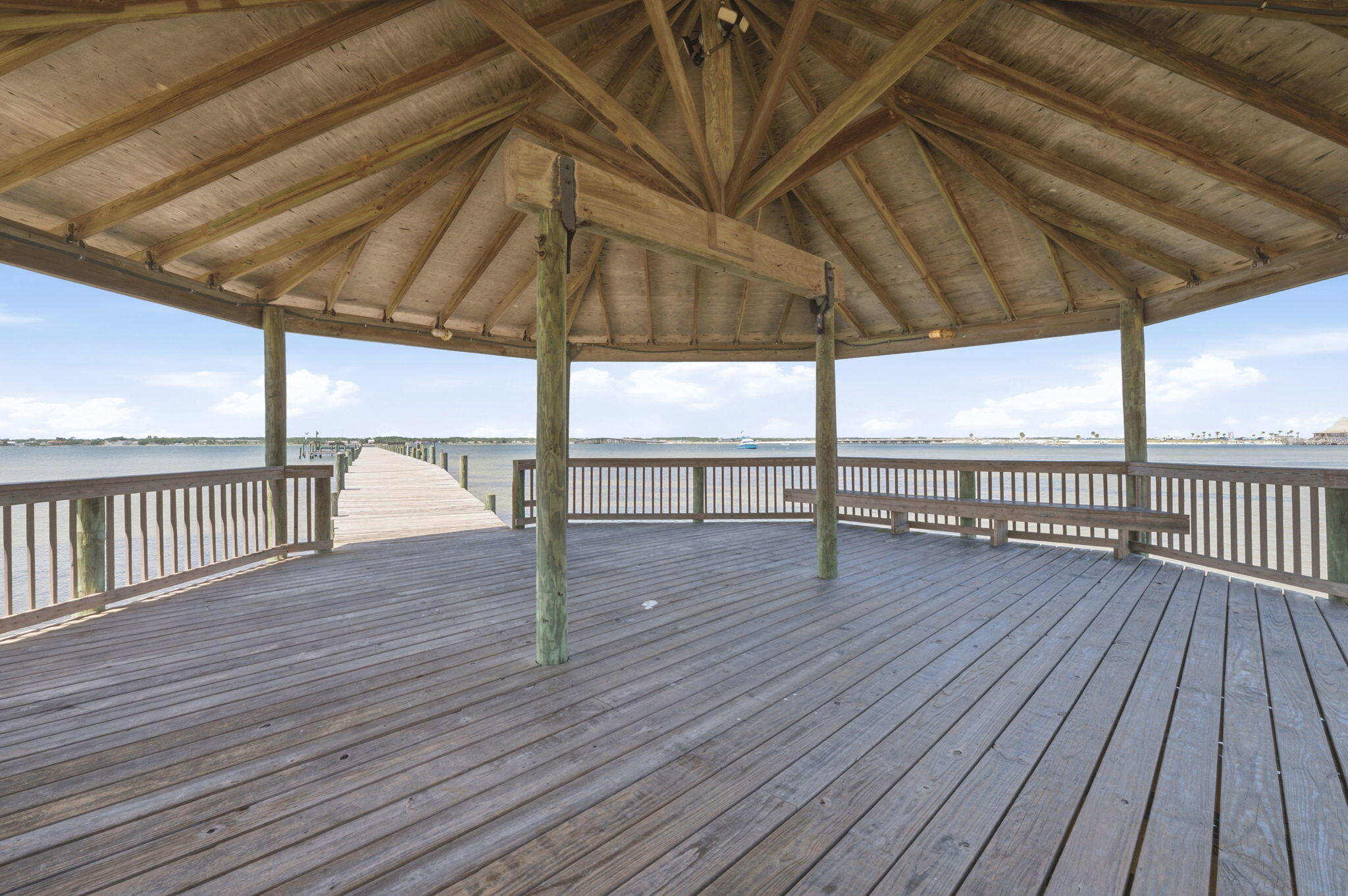 SANDCASTLE BEACH HOMES - Residential
