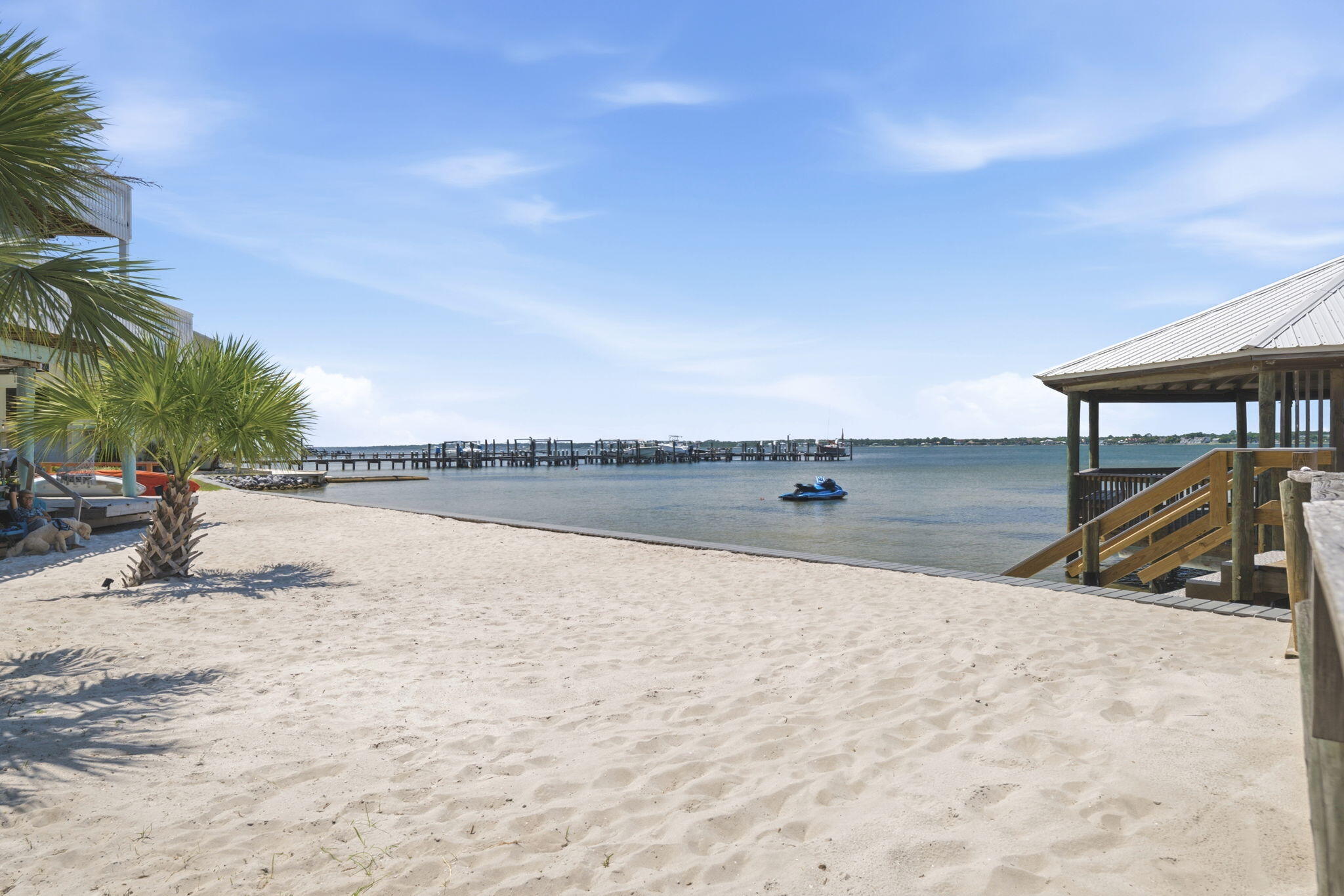 SANDCASTLE BEACH HOMES - Residential
