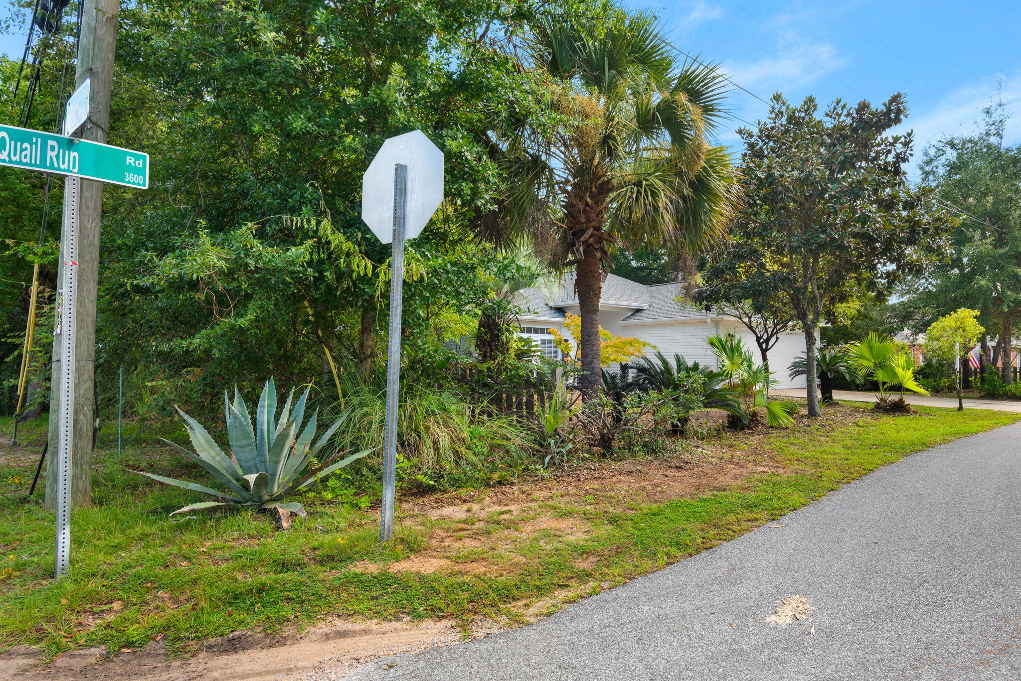 NO RECORDED SUBDIVISION - Residential
