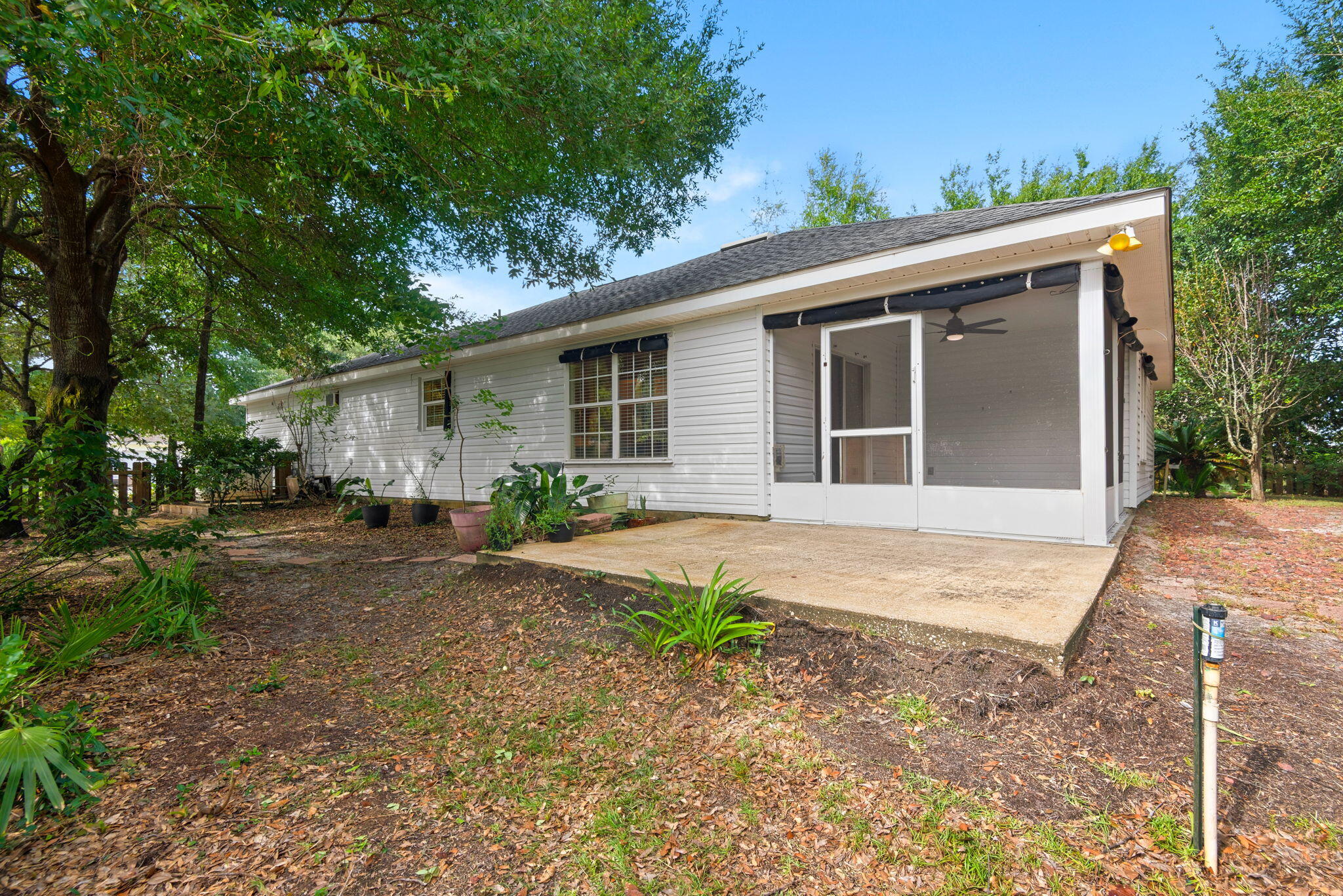 NO RECORDED SUBDIVISION - Residential