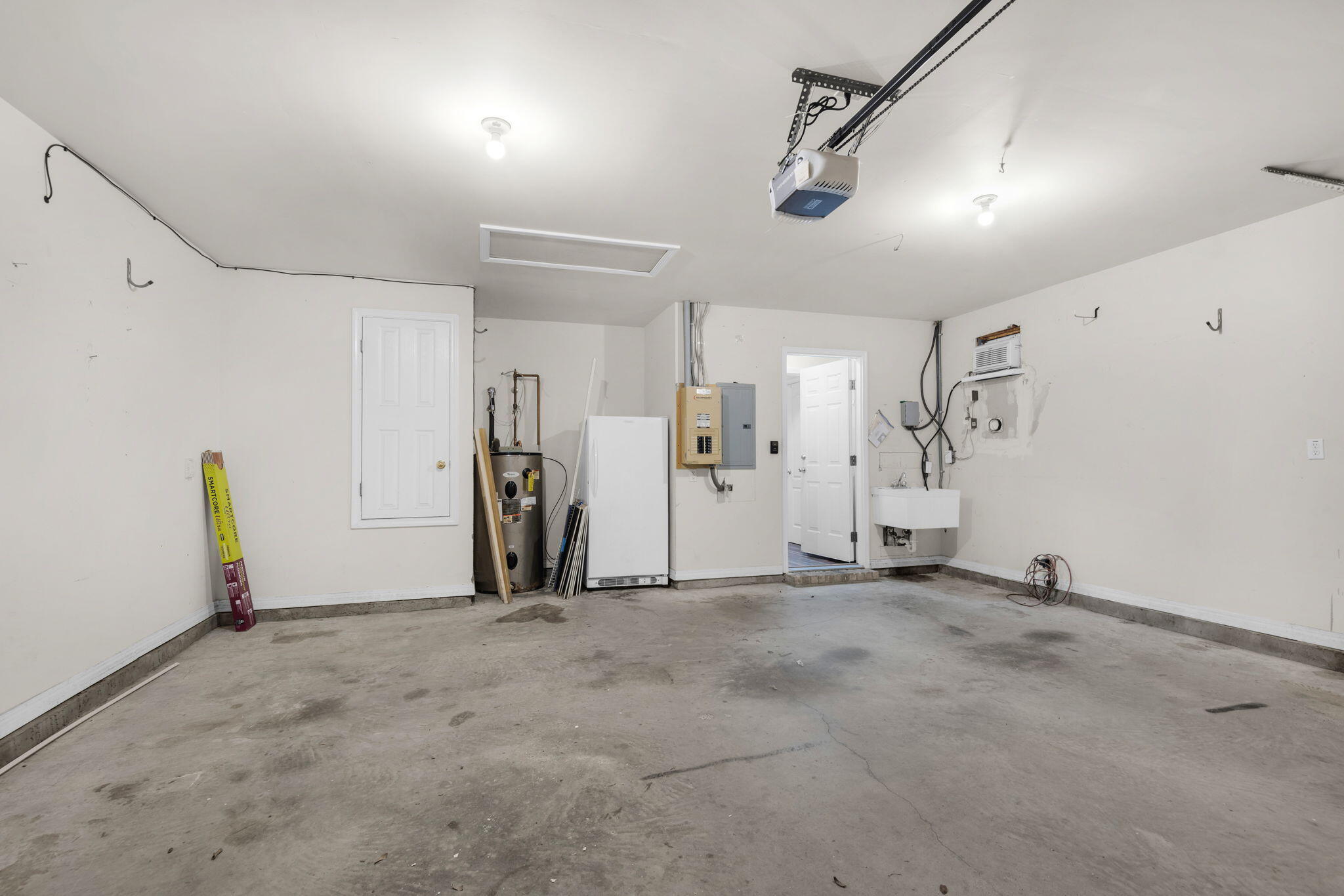 NO RECORDED SUBDIVISION - Residential