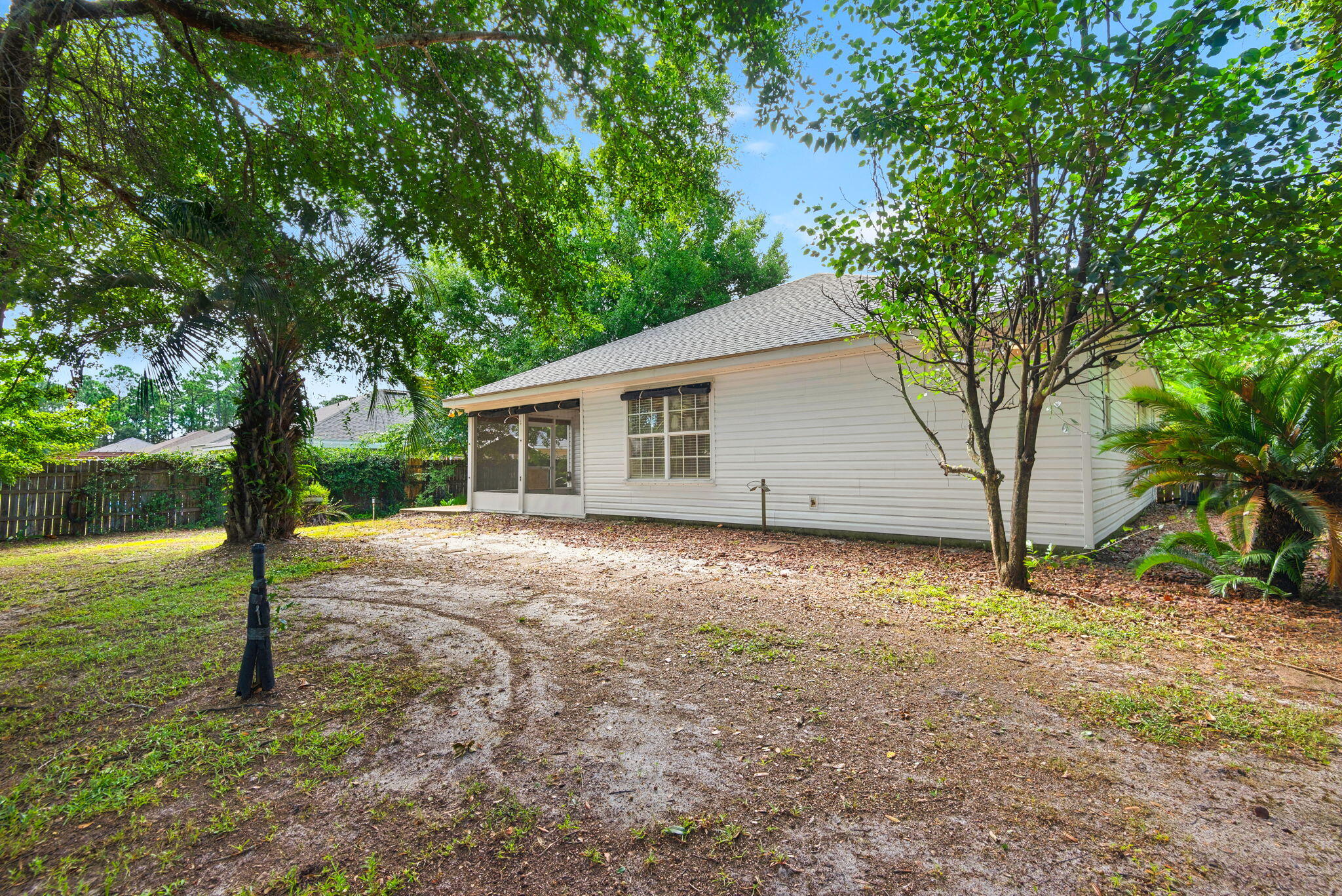 NO RECORDED SUBDIVISION - Residential