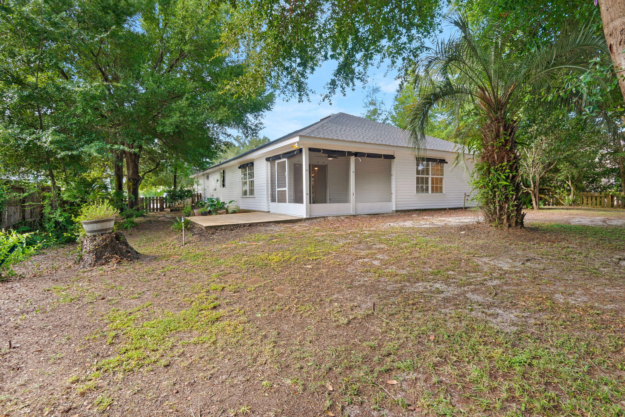 NO RECORDED SUBDIVISION - Residential