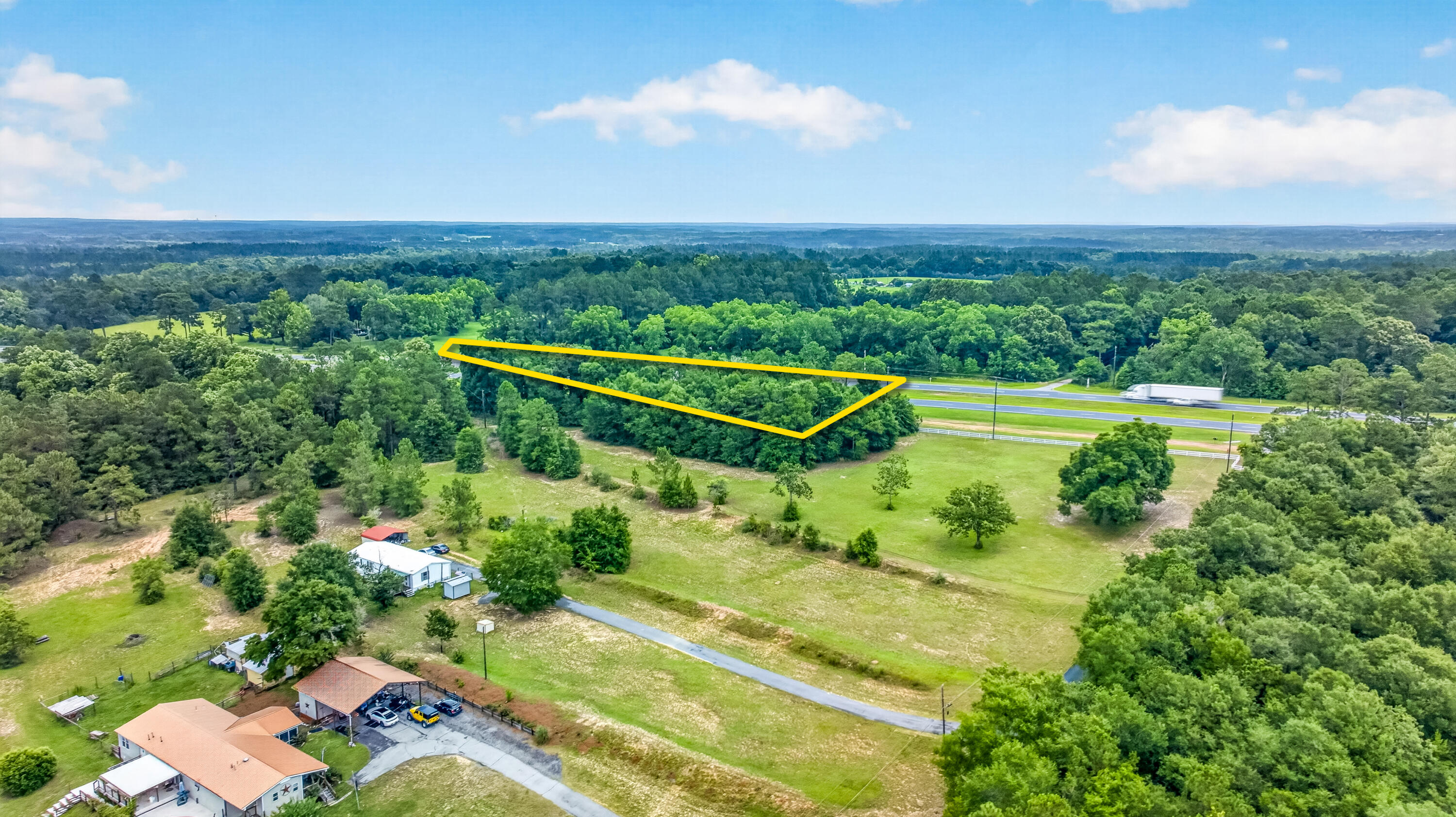 NO RECORDED SUBDIVISION - Land