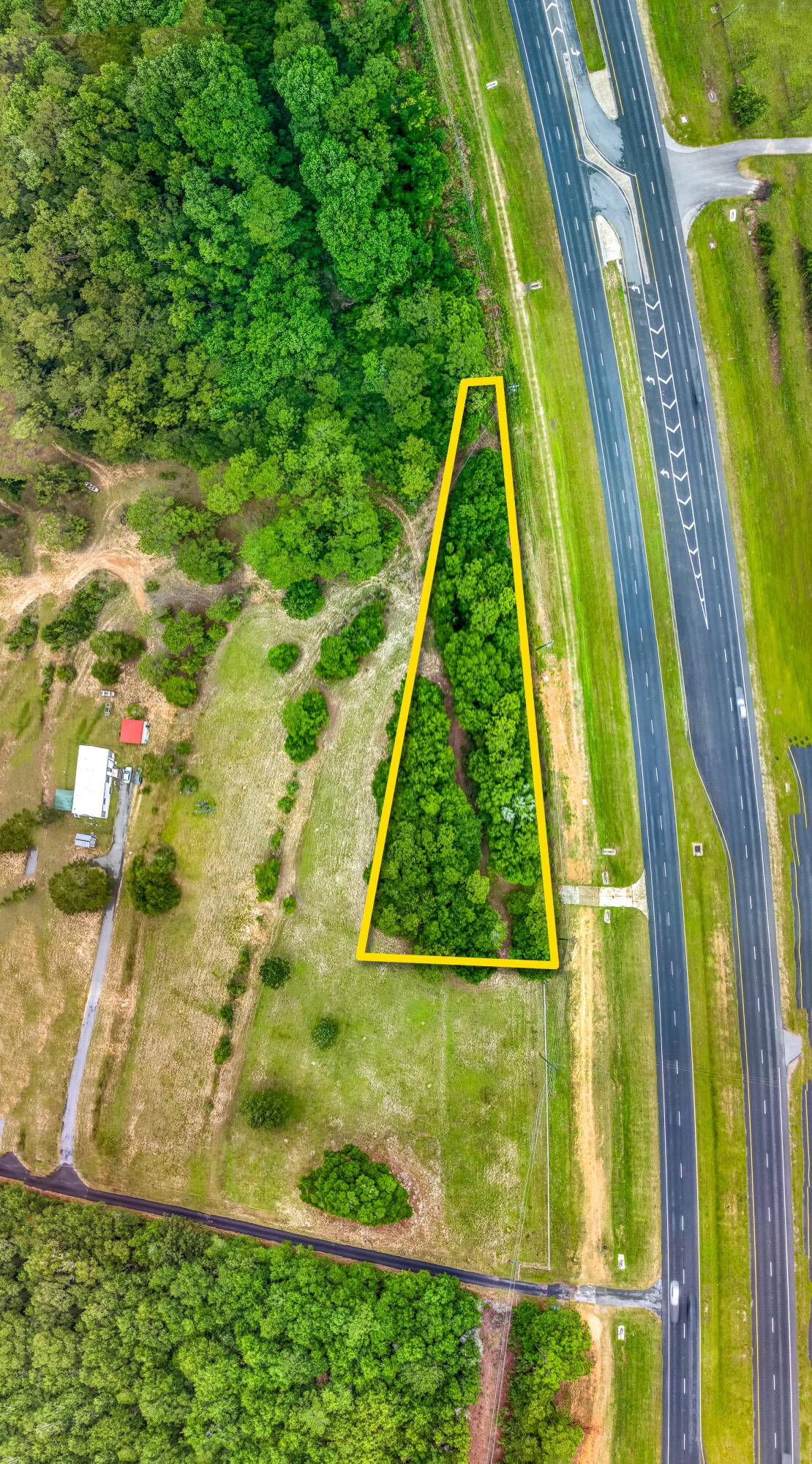 NO RECORDED SUBDIVISION - Land