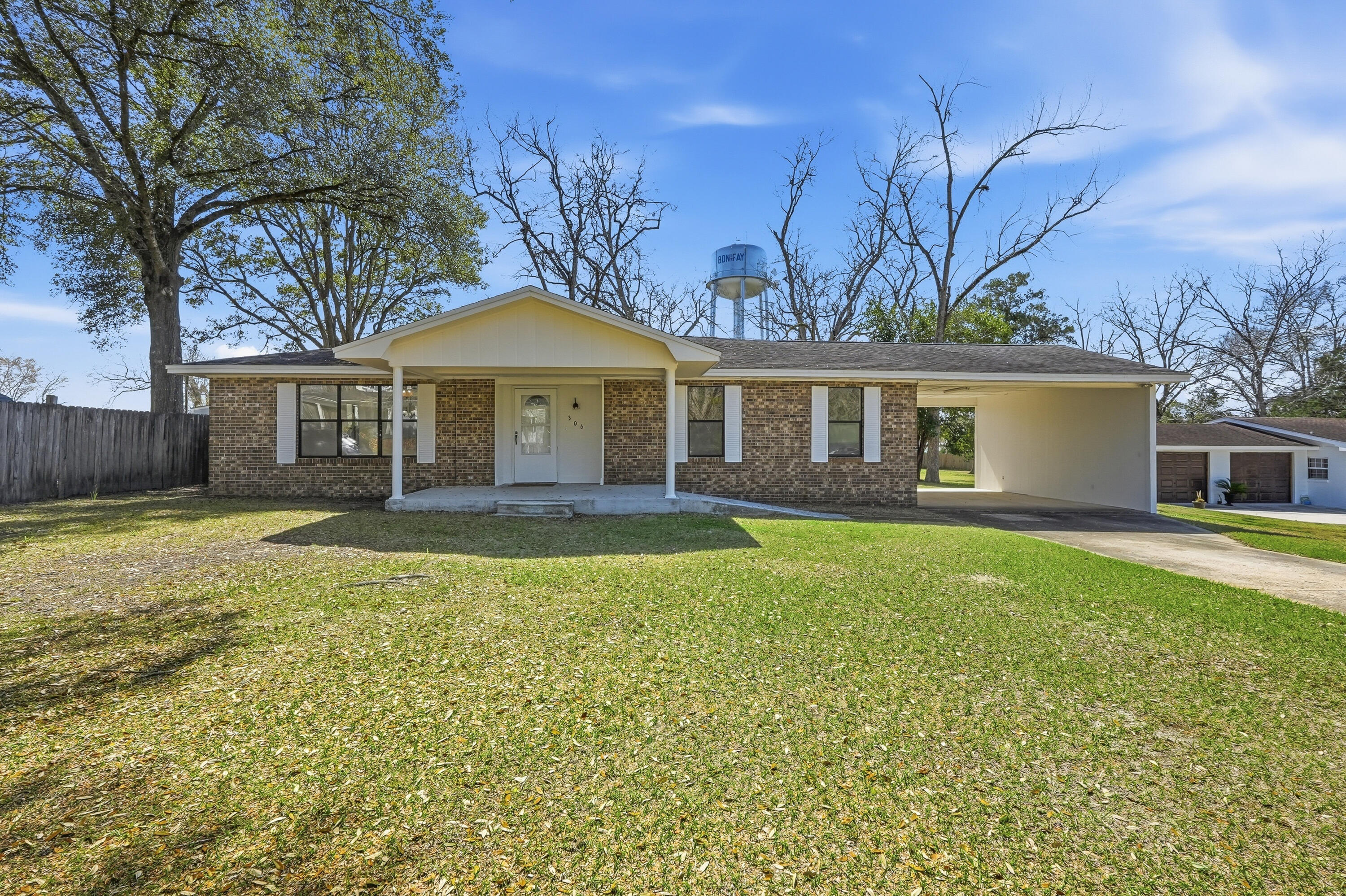 NO RECORDED SUBDIVISION - Residential