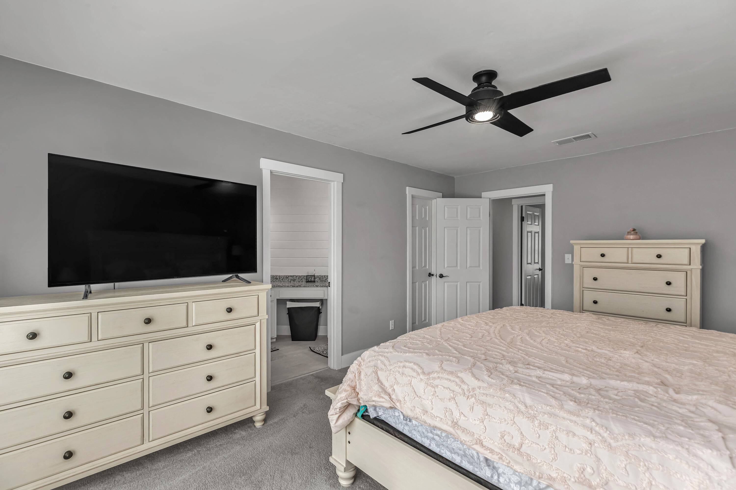 PARKWOOD COURT AT BLUEWATER BAY - Residential