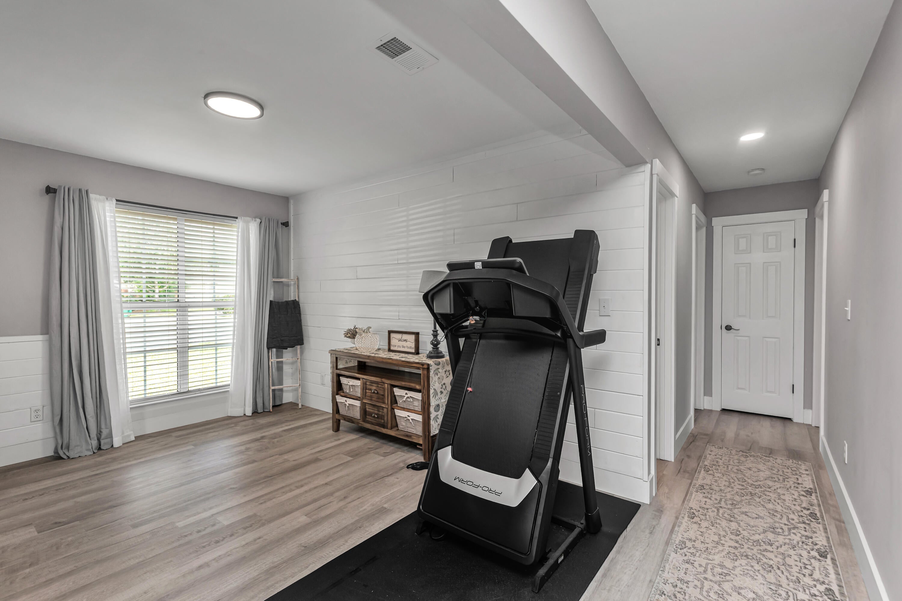 PARKWOOD COURT AT BLUEWATER BAY - Residential