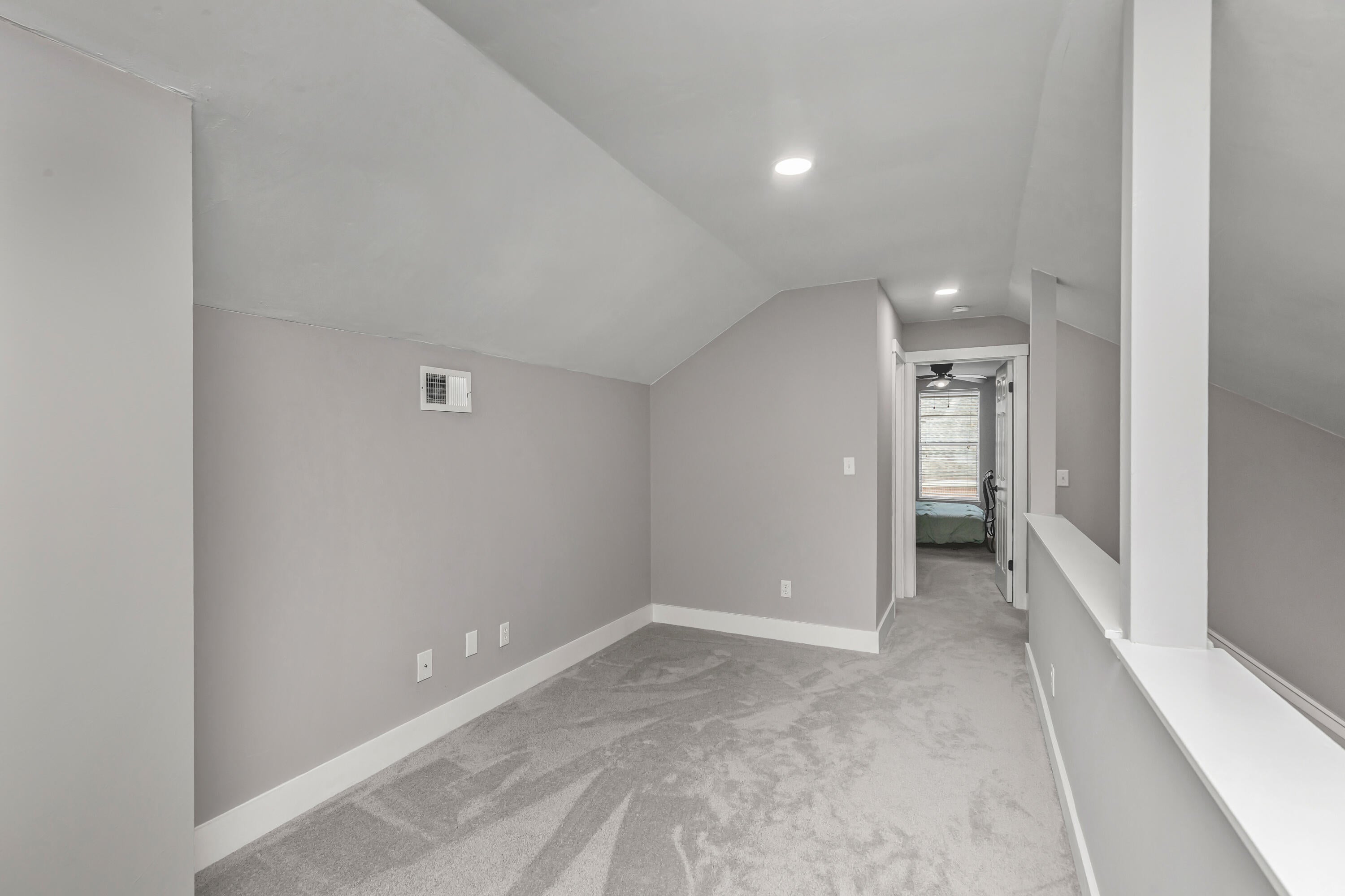 PARKWOOD COURT AT BLUEWATER BAY - Residential