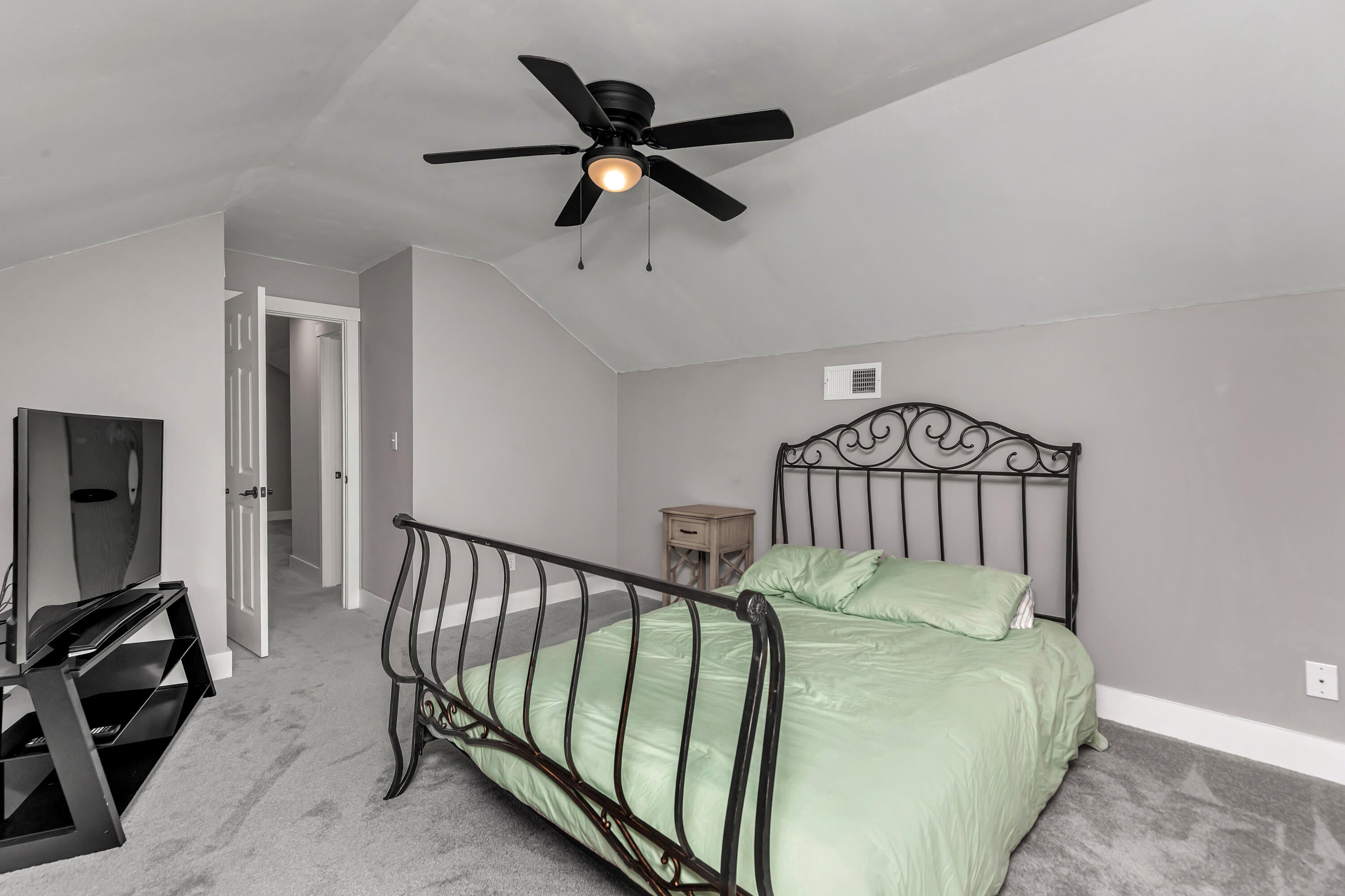 PARKWOOD COURT AT BLUEWATER BAY - Residential
