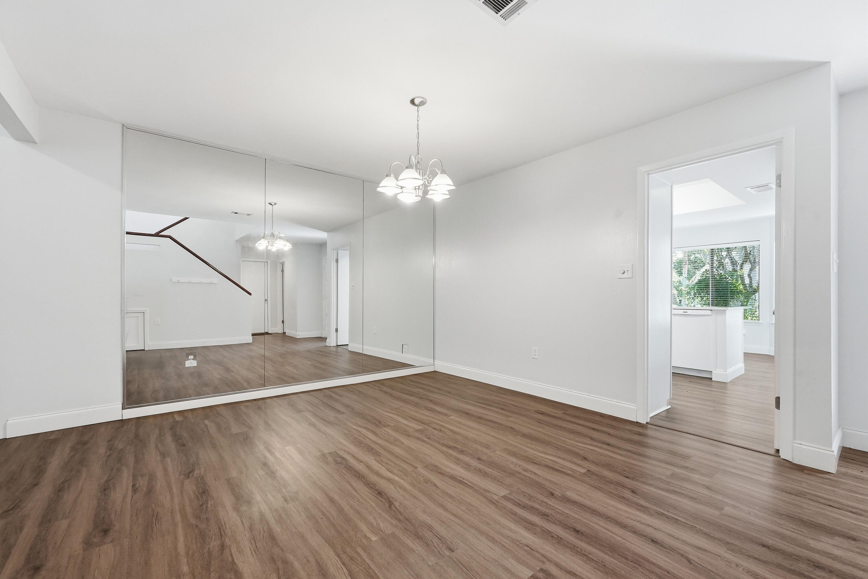 GLENEAGLES GREEN BLUEWATER BAY - Residential Lease