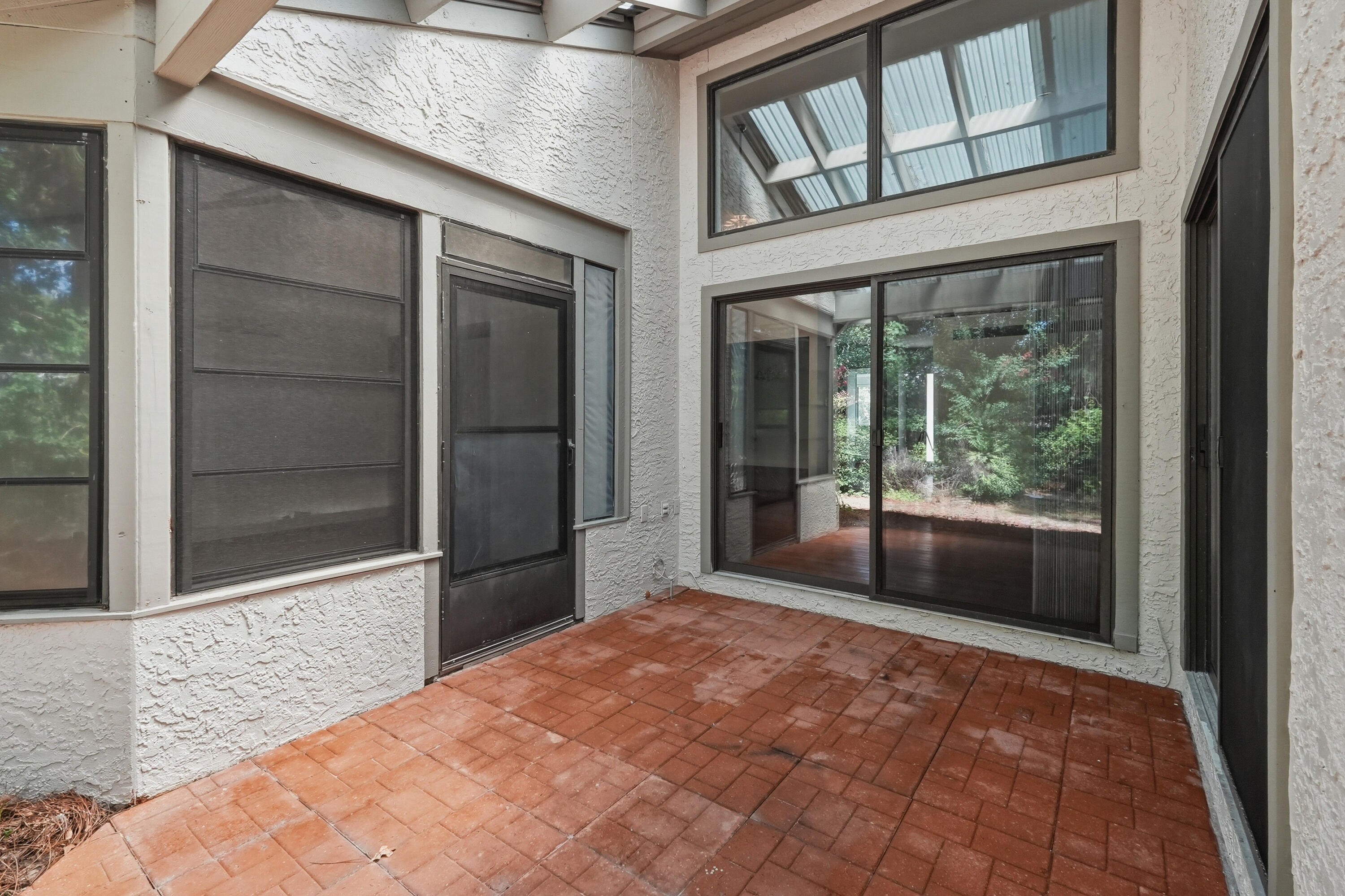 GLENEAGLES GREEN BLUEWATER BAY - Residential Lease