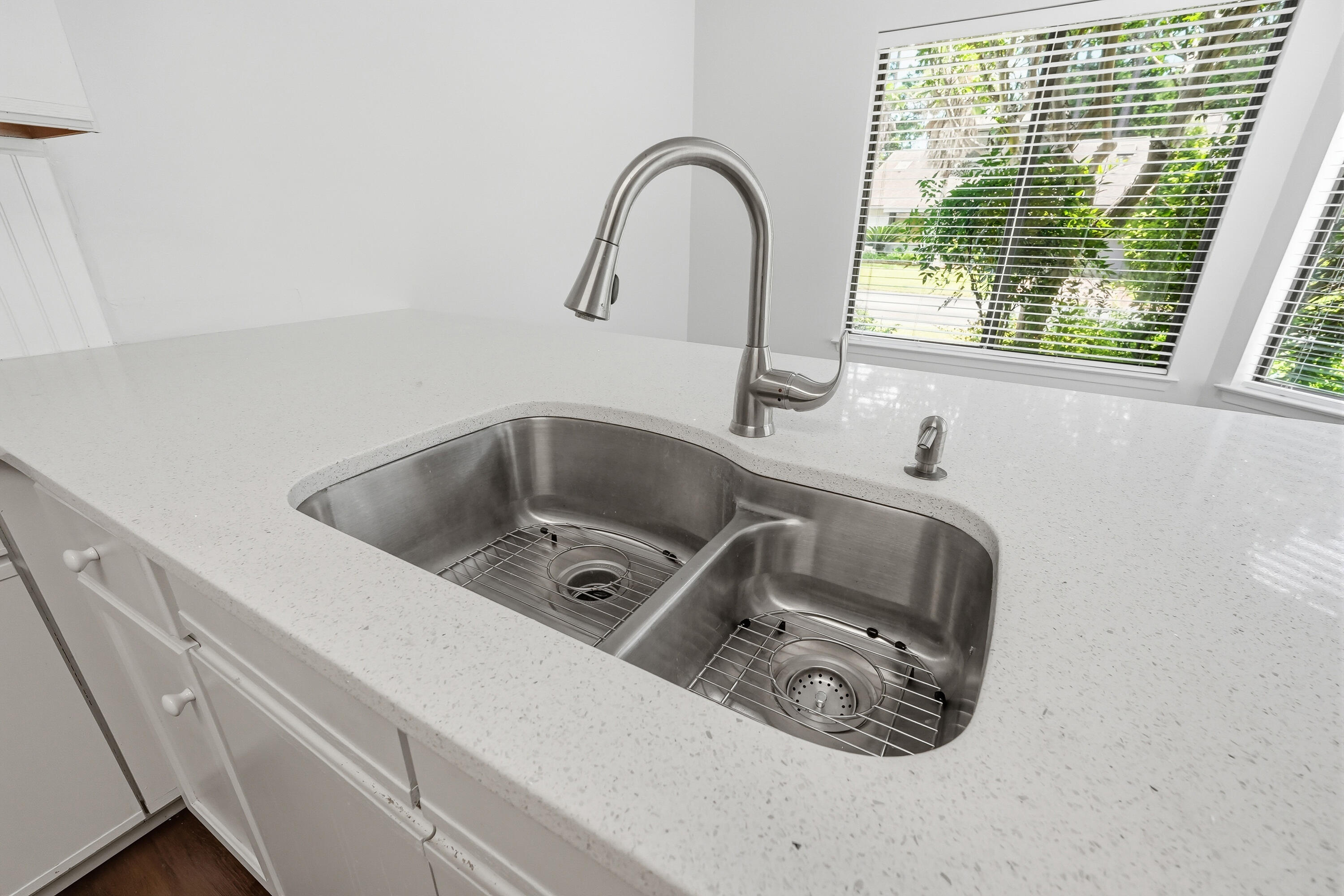 GLENEAGLES GREEN BLUEWATER BAY - Residential Lease