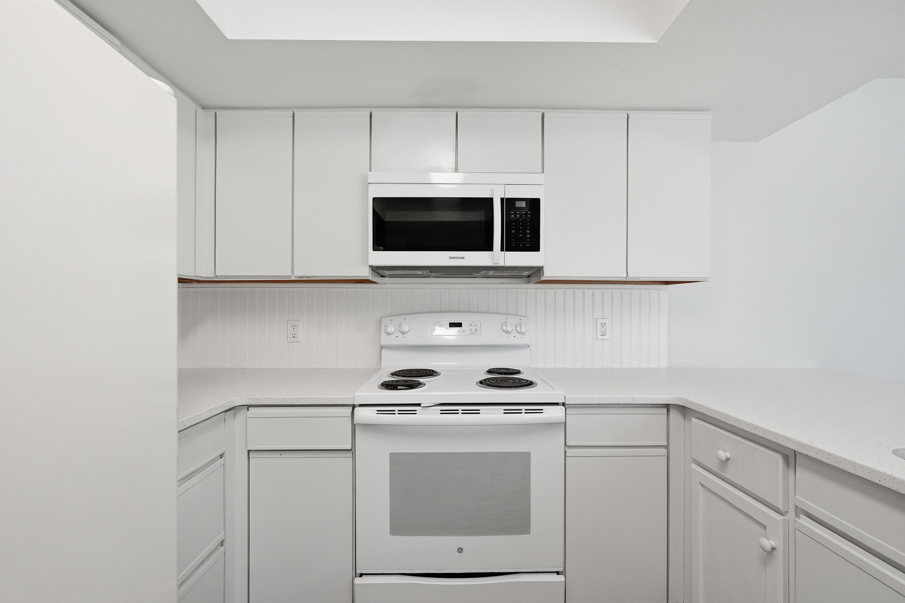 GLENEAGLES GREEN BLUEWATER BAY - Residential Lease
