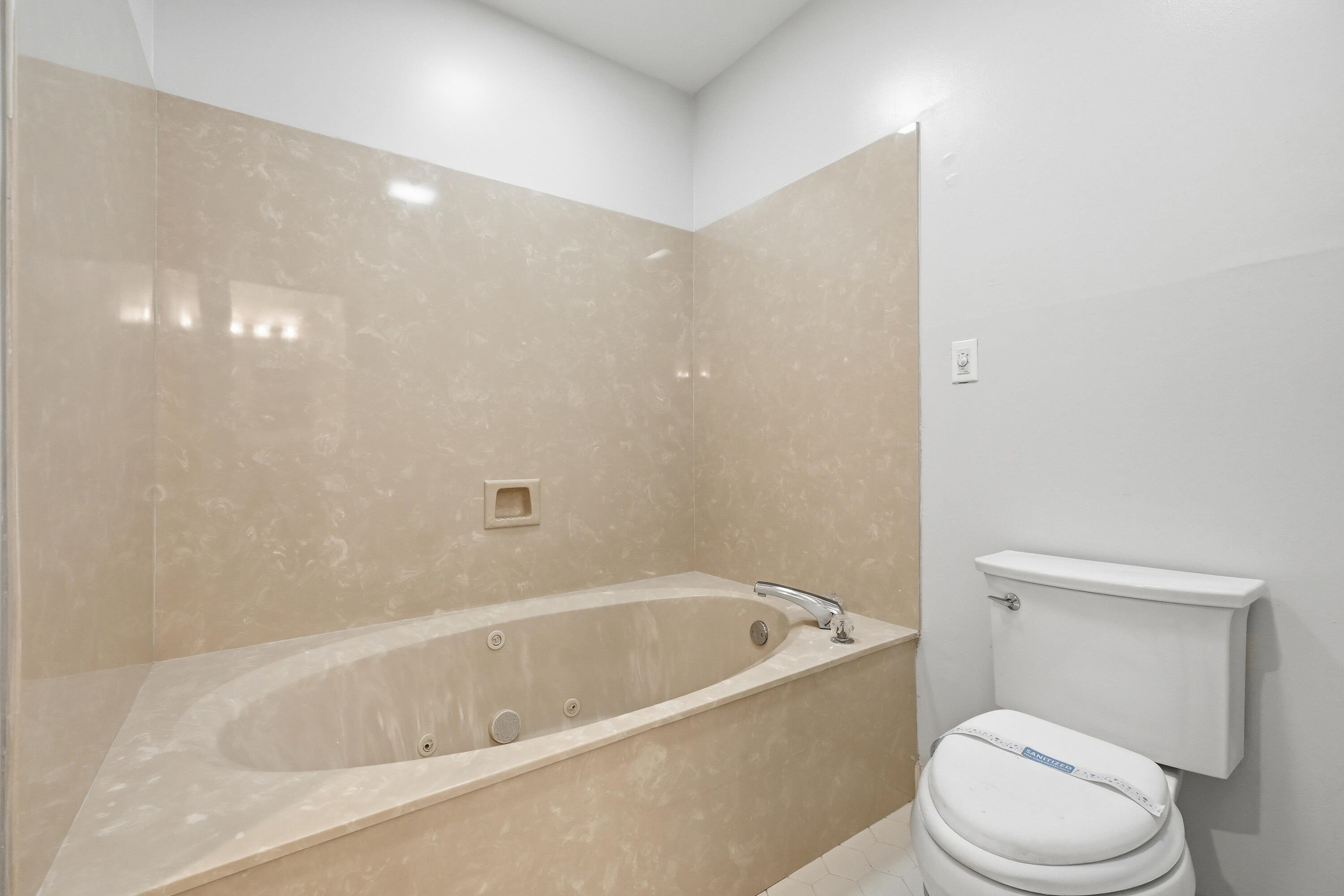 GLENEAGLES GREEN BLUEWATER BAY - Residential Lease