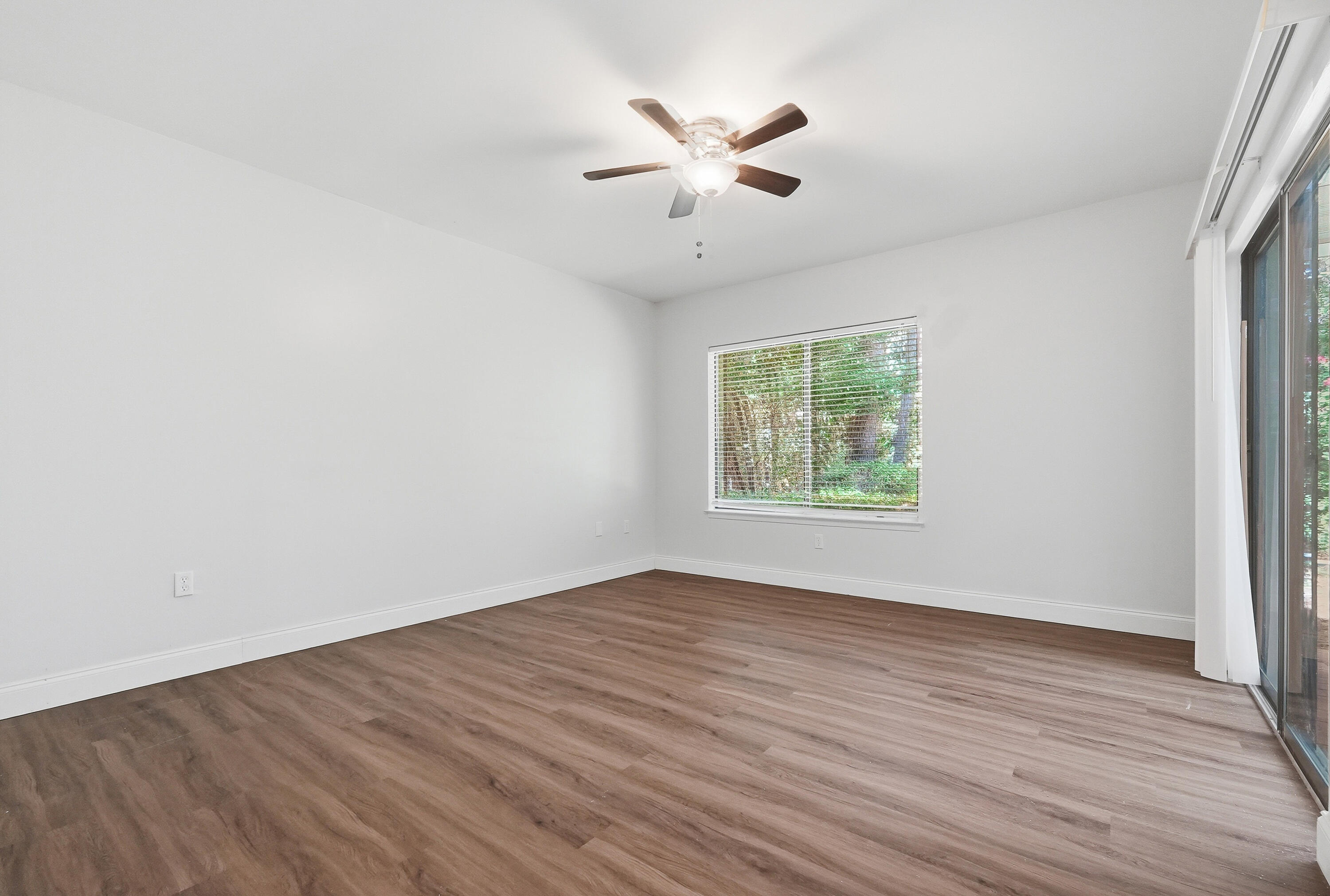 GLENEAGLES GREEN BLUEWATER BAY - Residential Lease