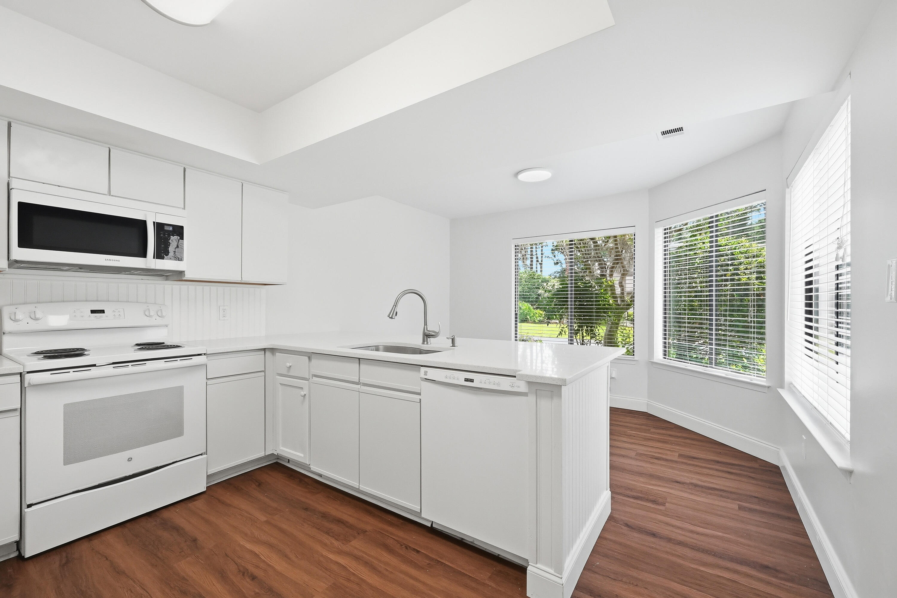 GLENEAGLES GREEN BLUEWATER BAY - Residential Lease