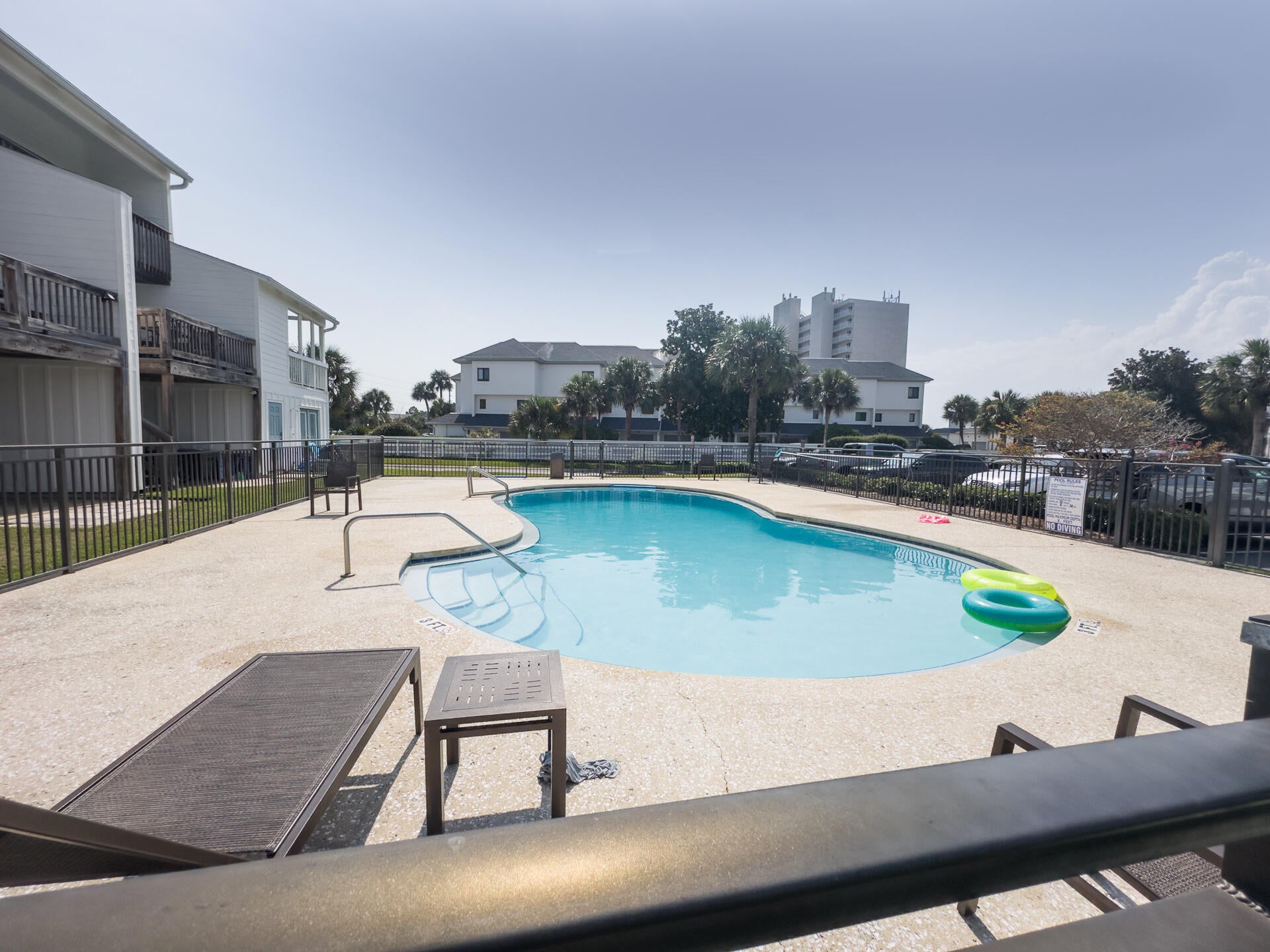 BEACHSIDE TOWNHOMES - Residential