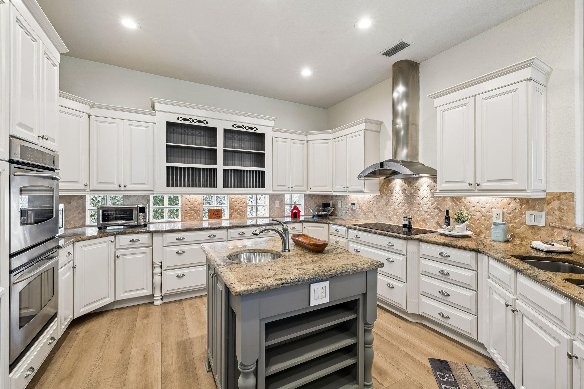 CRYSTAL LAKE PHASE I - Residential