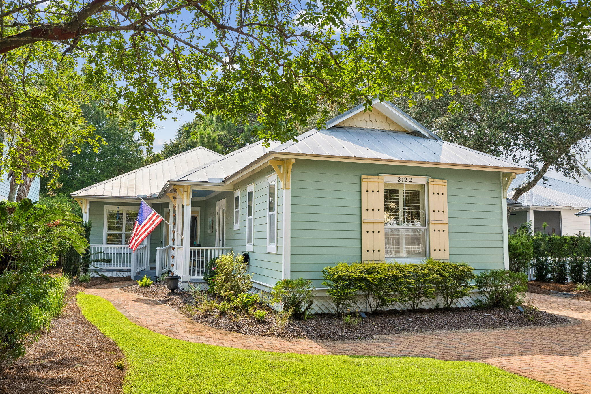CRYSTAL LAKE PHASE I - Residential